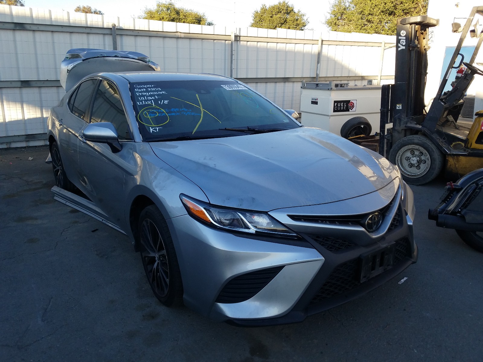 Toyota Camry l 2018