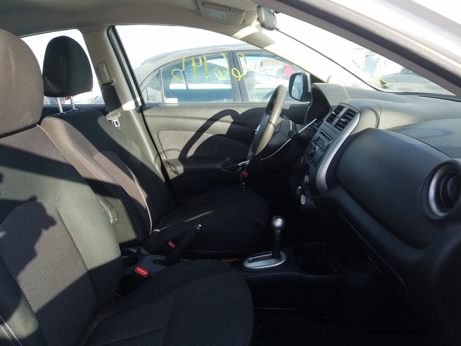 Nissan Versa 2014