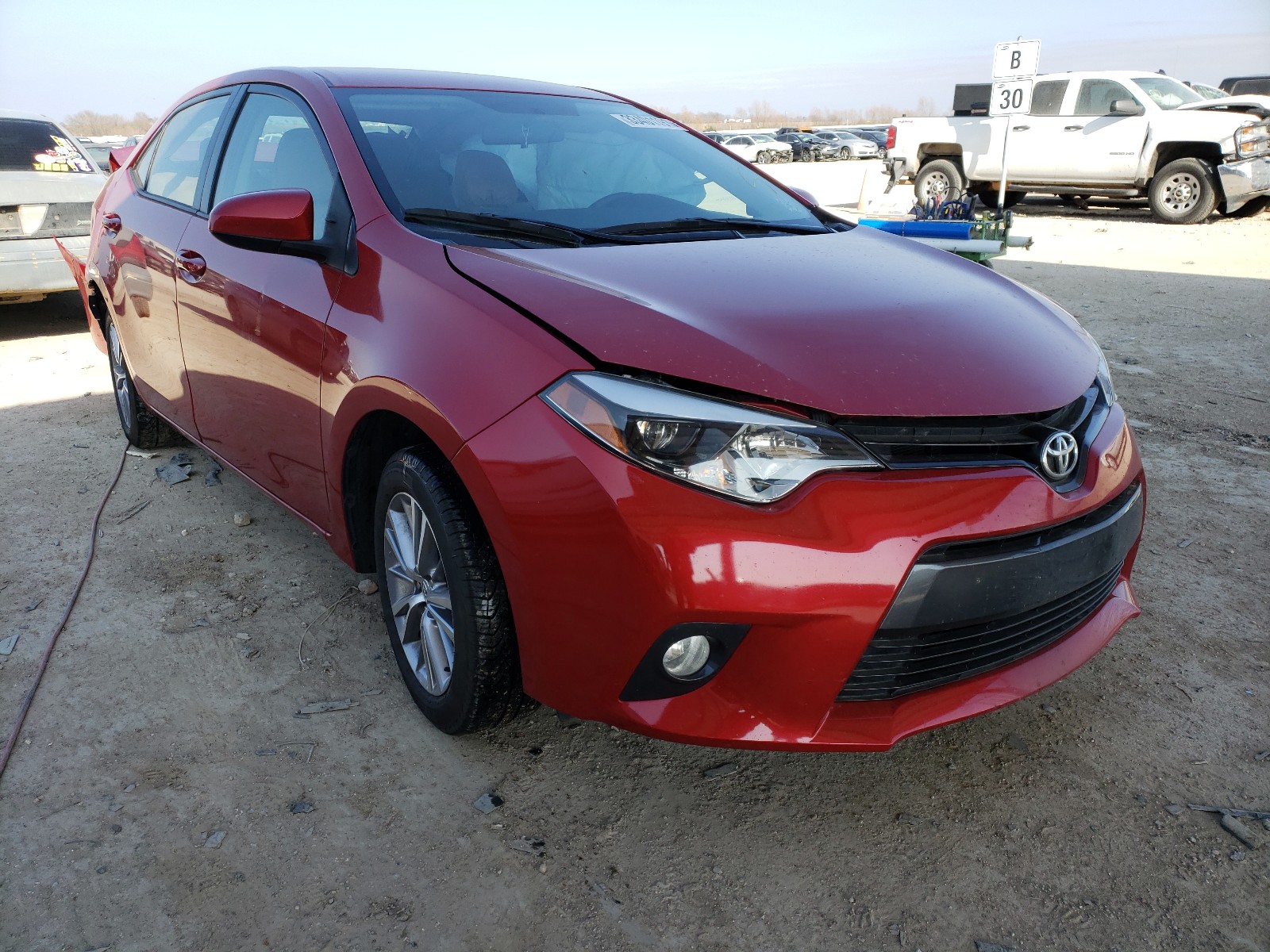 Toyota Corolla 2015 Red