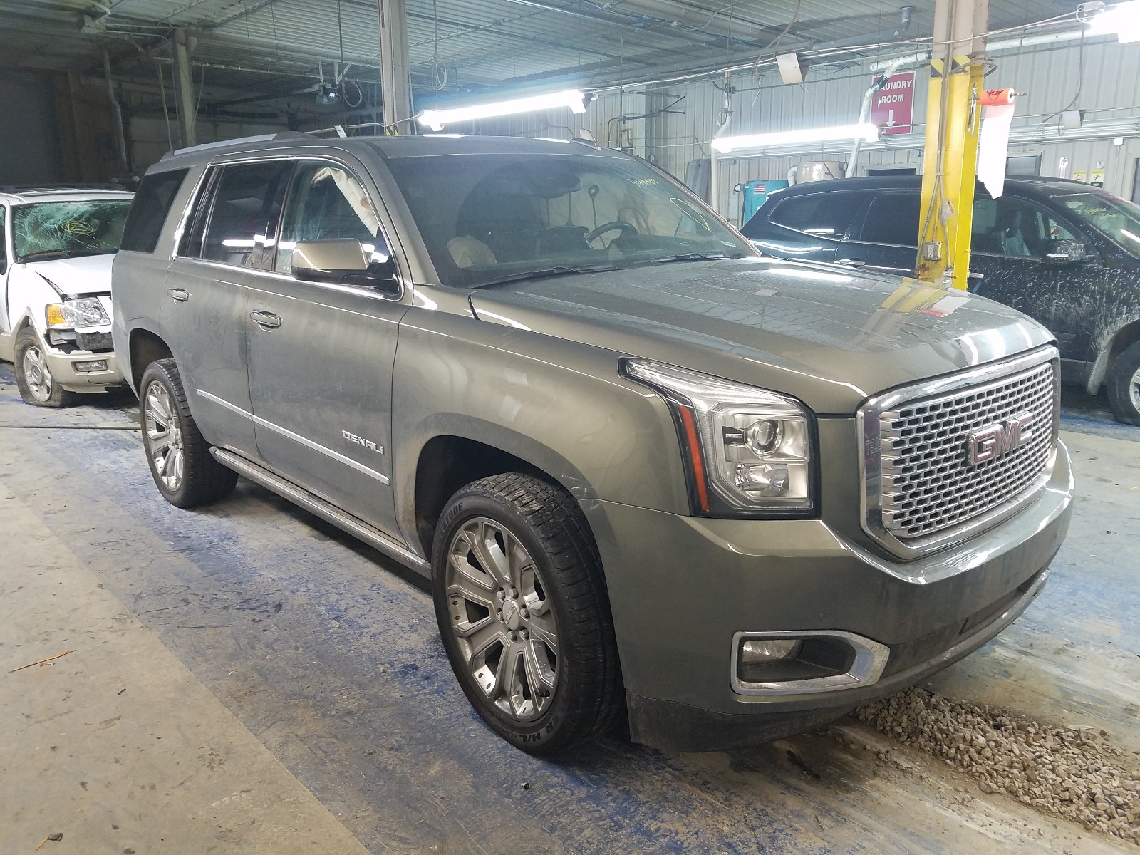 Yukon Denali 2017