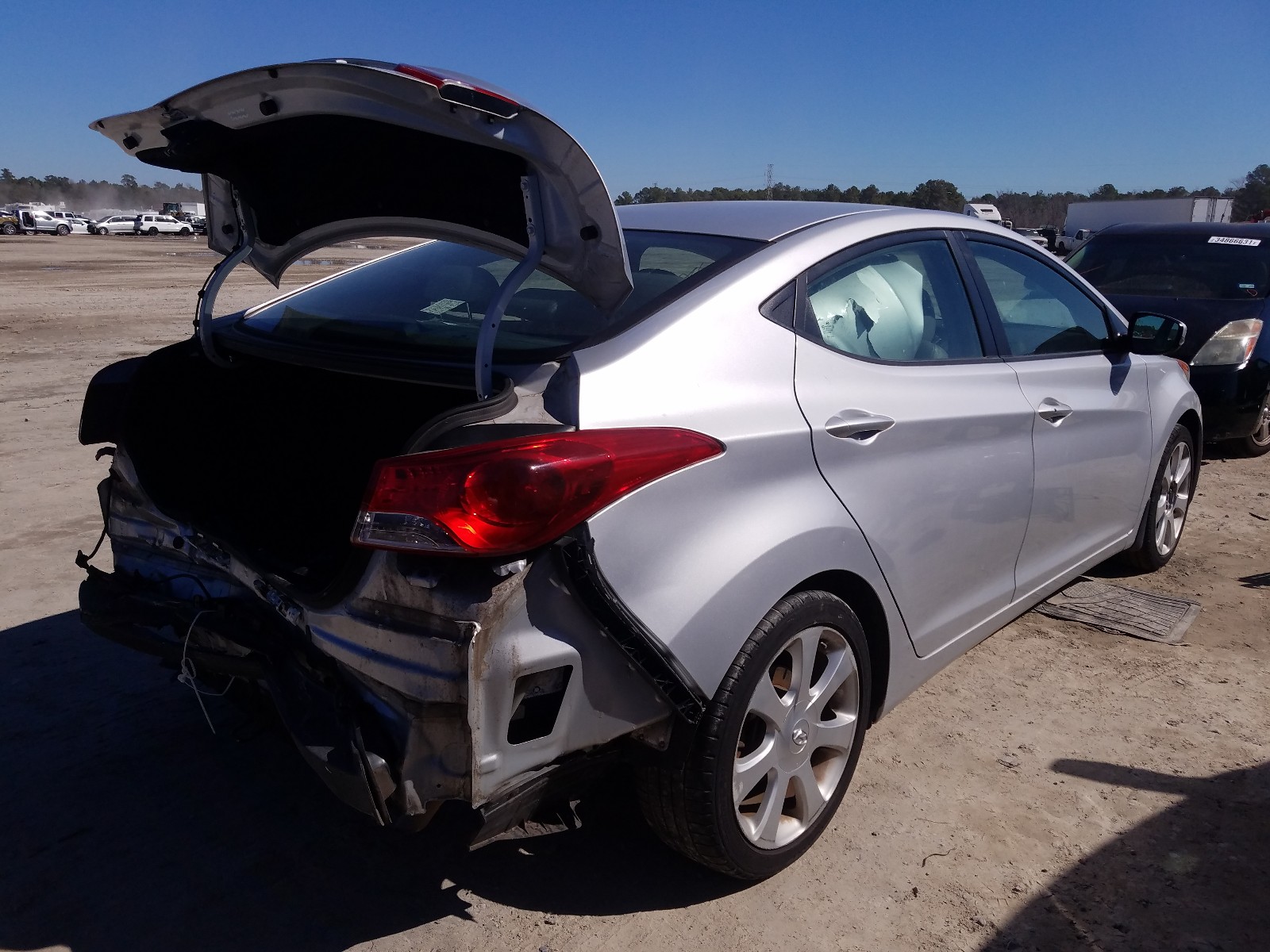 Hyundai Elantra gl 2013