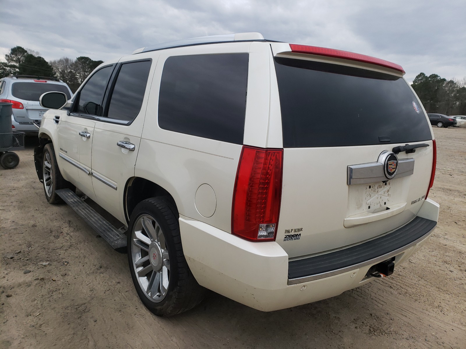 2008 Cadillac Escalade Luxury VIN: 1GYFK63818R245058 Lot: 52024203