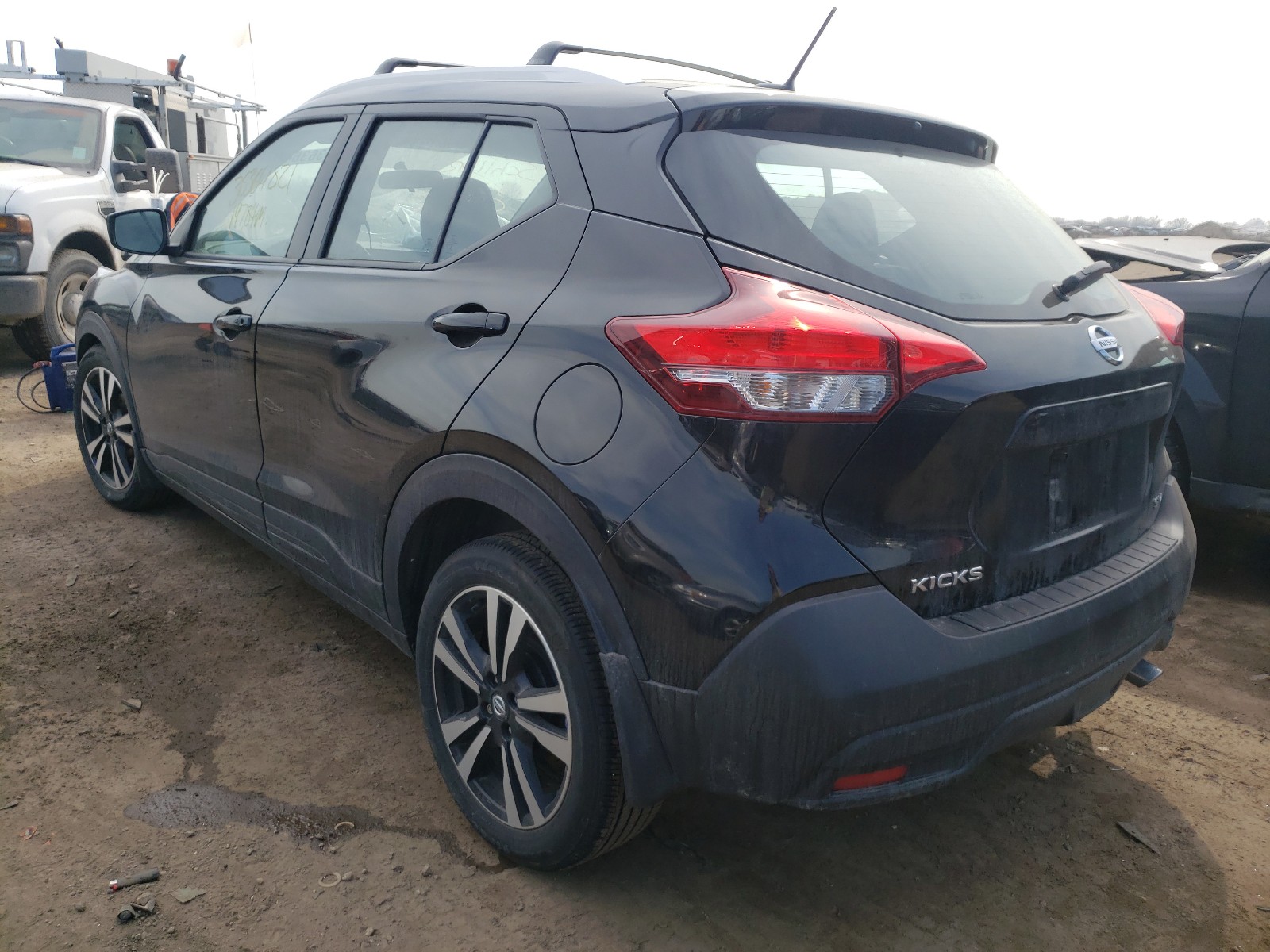 3N1CP5CU7KL549563 NISSAN KICKS 2019