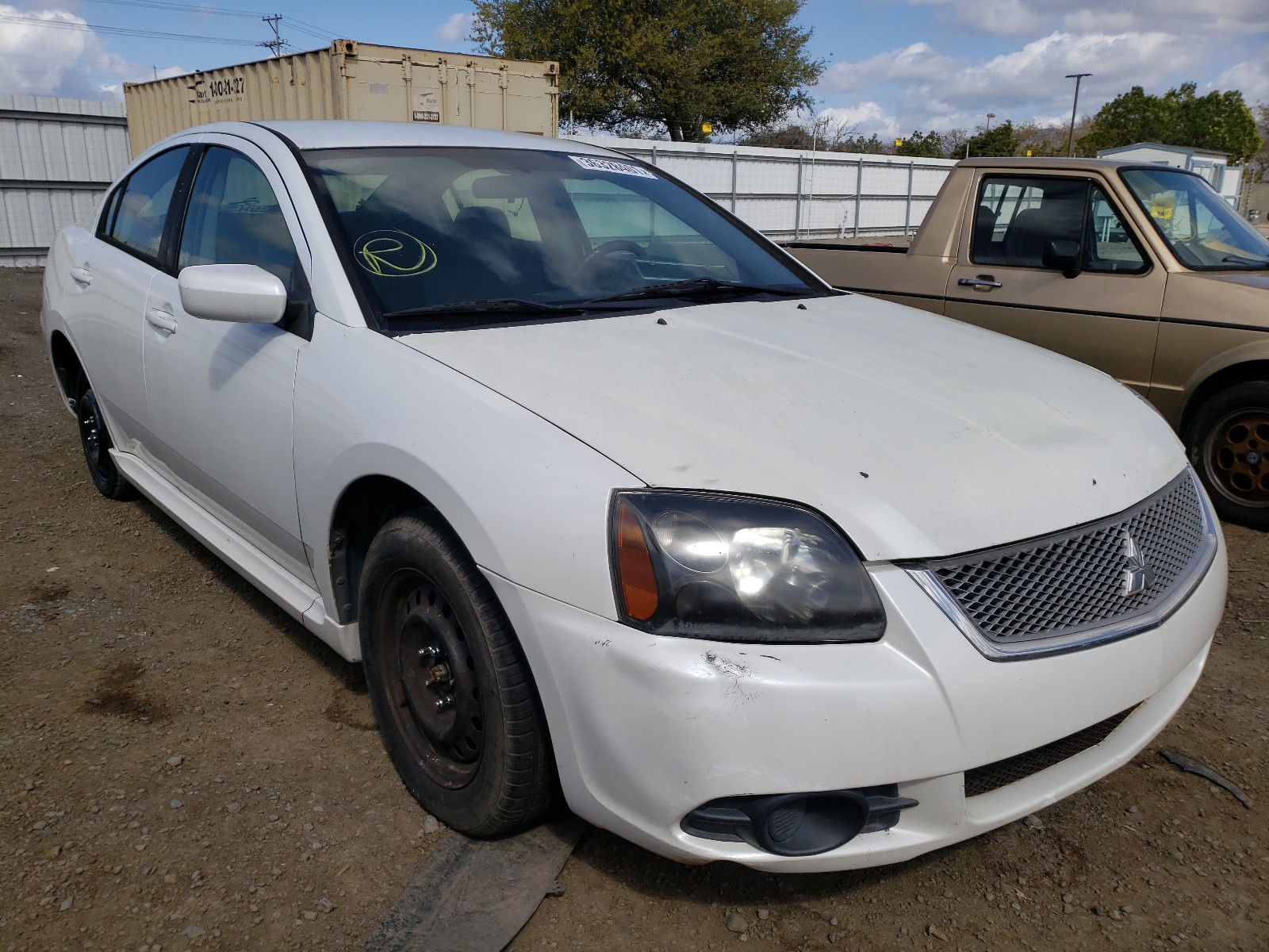 Mitsubishi Galant 2010