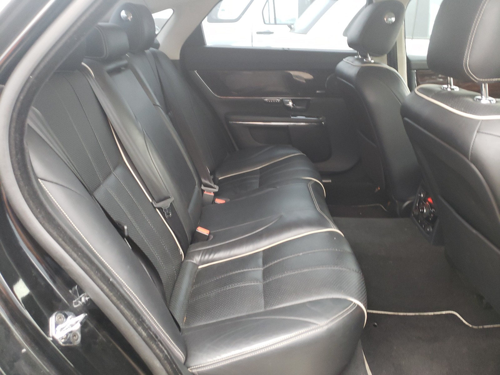 Jaguar Xjl portfo 2013