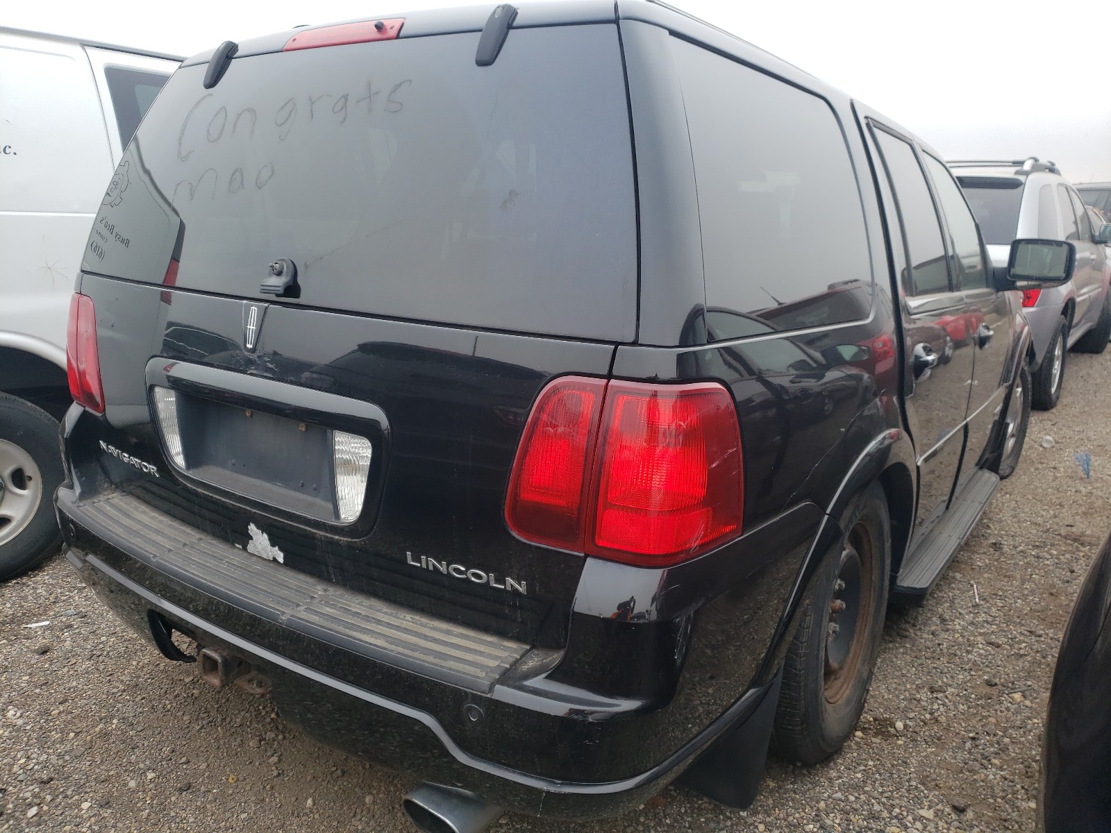 LINCOLN NAVIGATOR 2005, 5LMFU28595LJ16161 — Auto Auction Spot