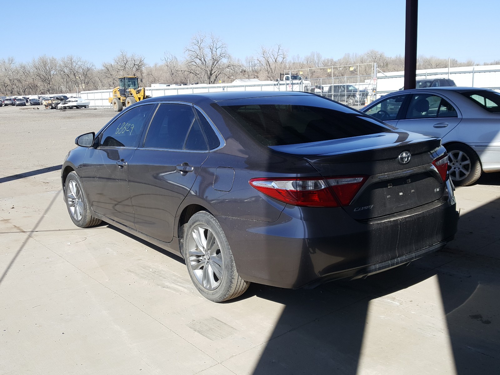 Toyota Camry le 2015