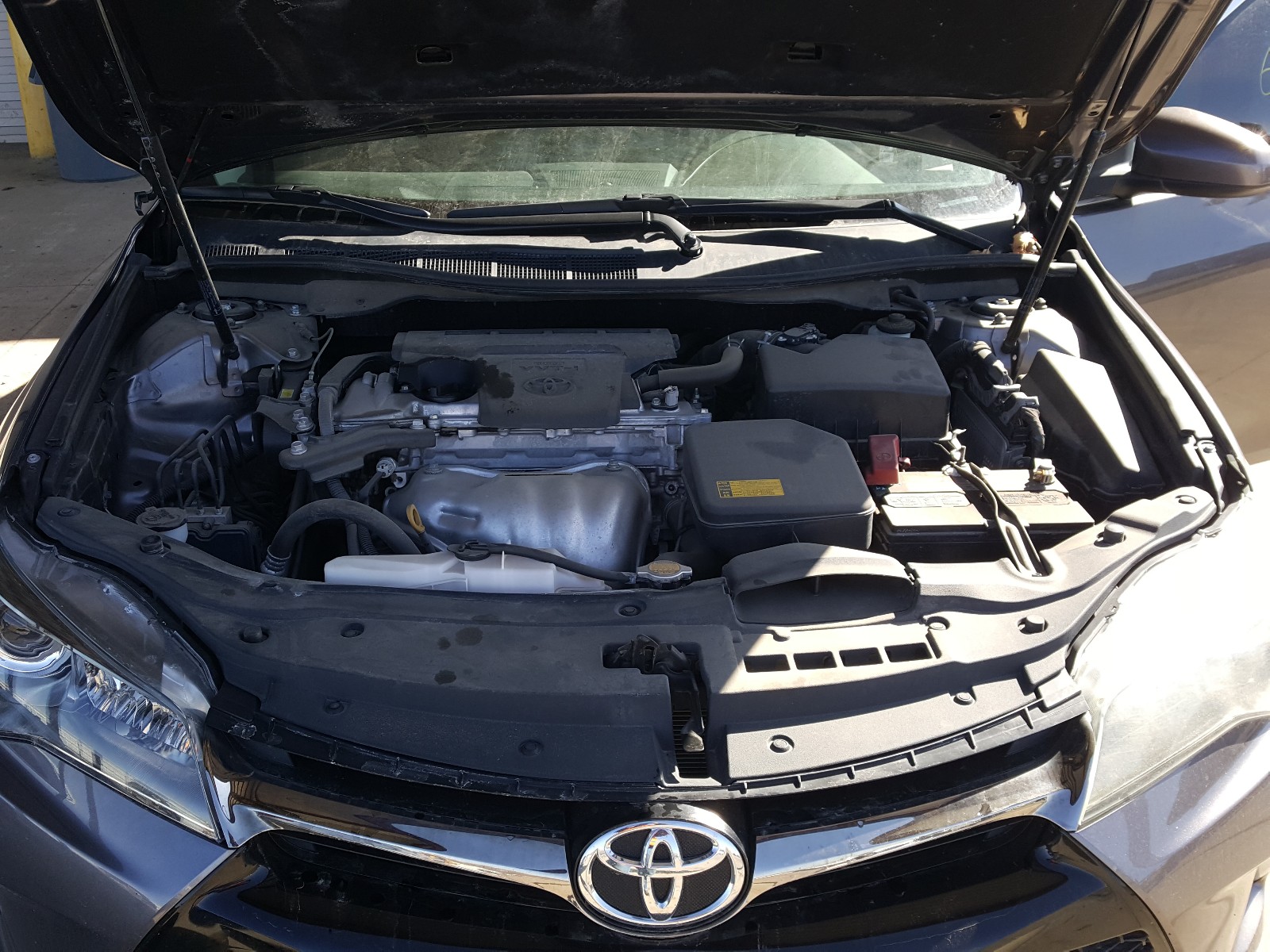 Toyota Camry le 2015