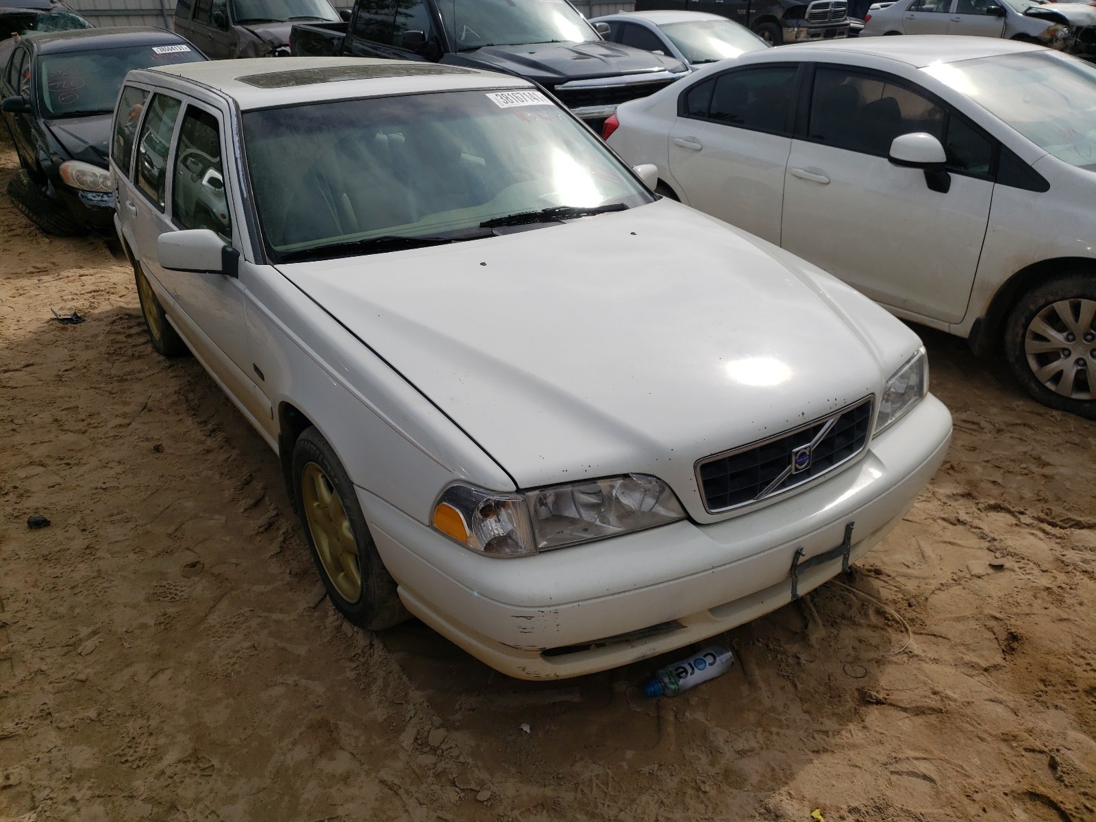 YV1LW5581W2459259 1998 Volvo V70