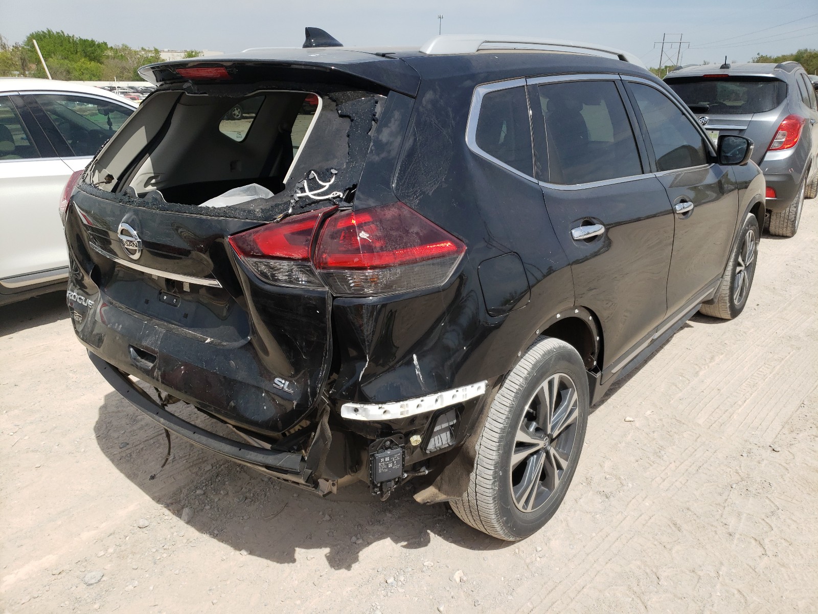 Nissan Rogue s 2018