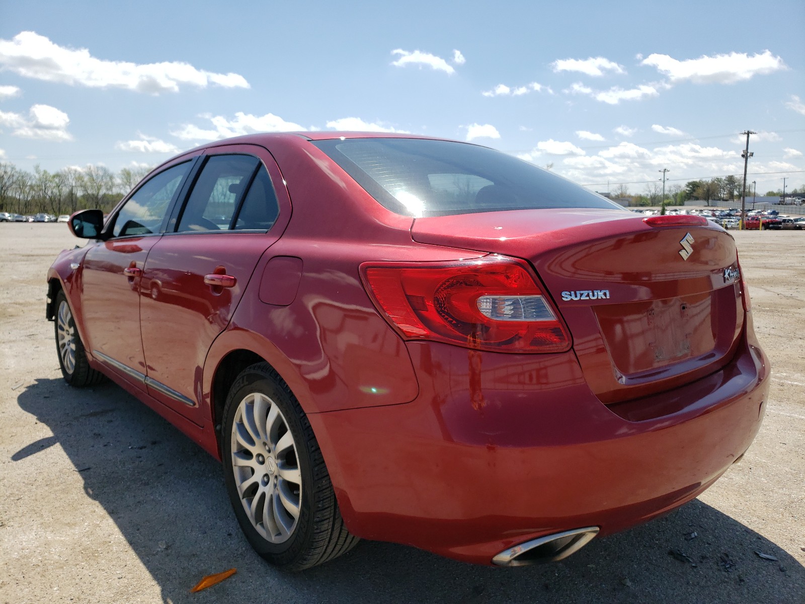 Suzuki Kizashi 2013