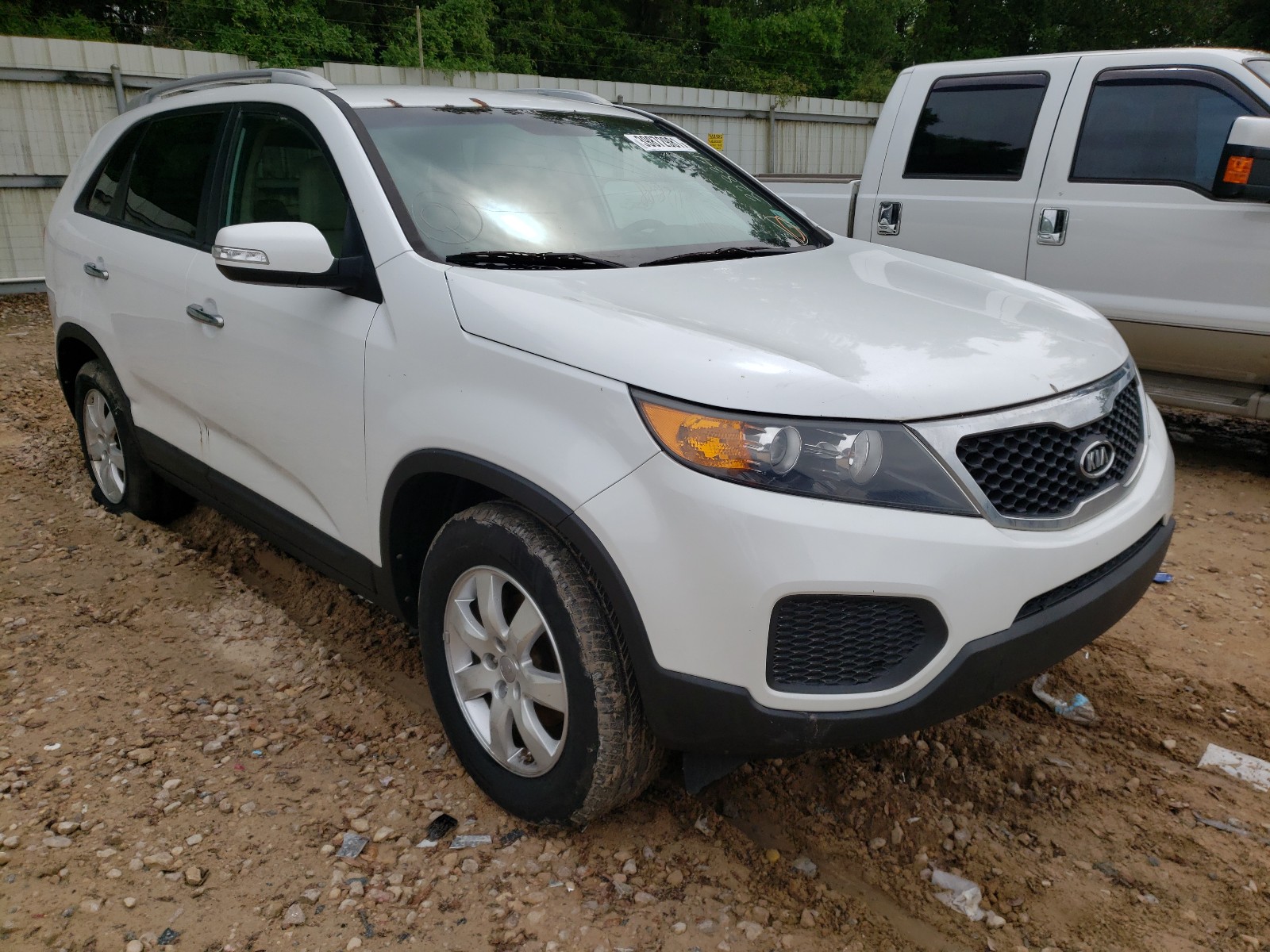 Kia Sorento 2012 White