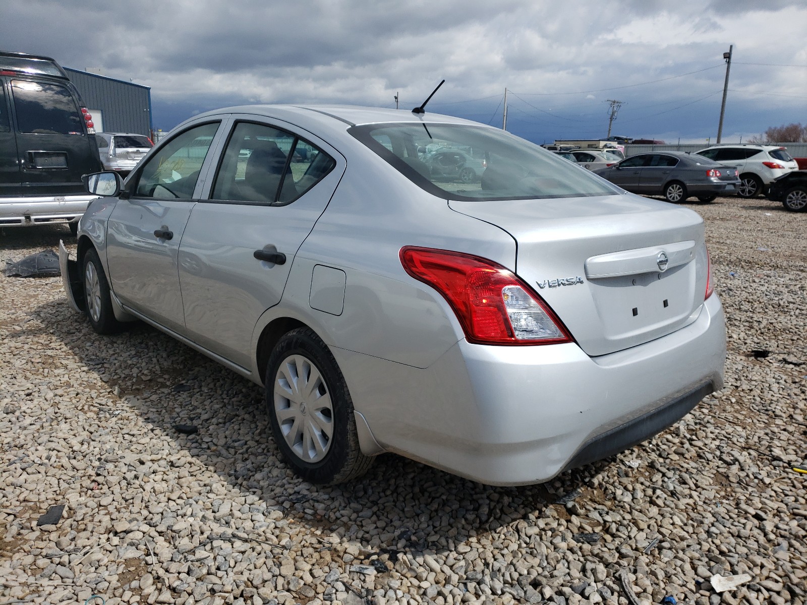 3N1CN7AP1GL886641 NISSAN VERSA 2016