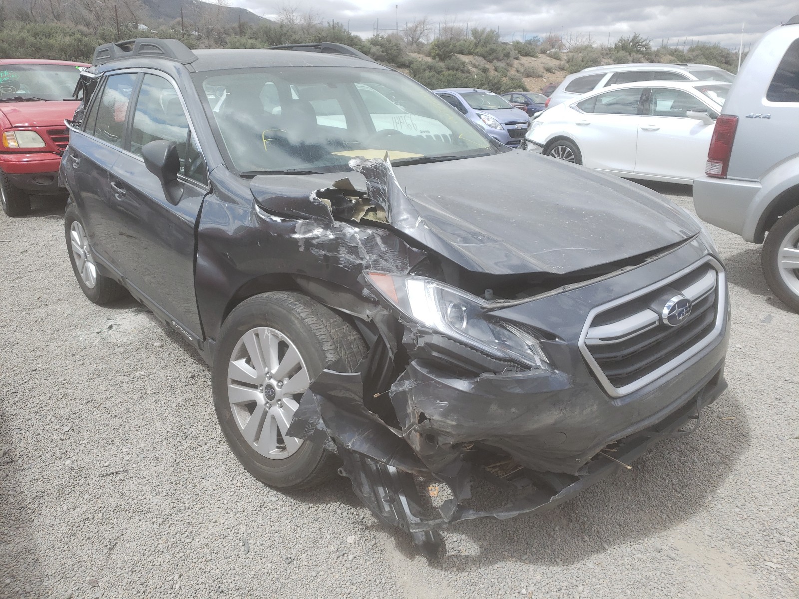 Subaru Outback 2. 2018