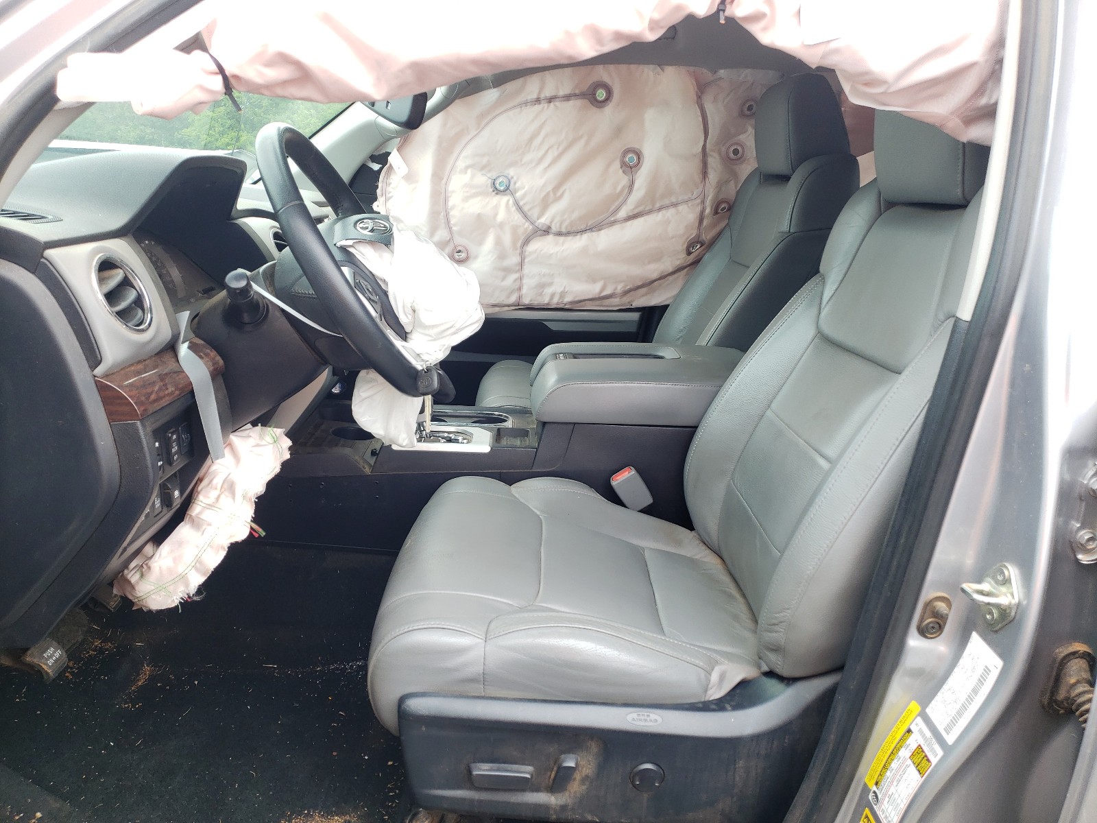 5TFHW5F12HX624187 TOYOTA TUNDRA 2017