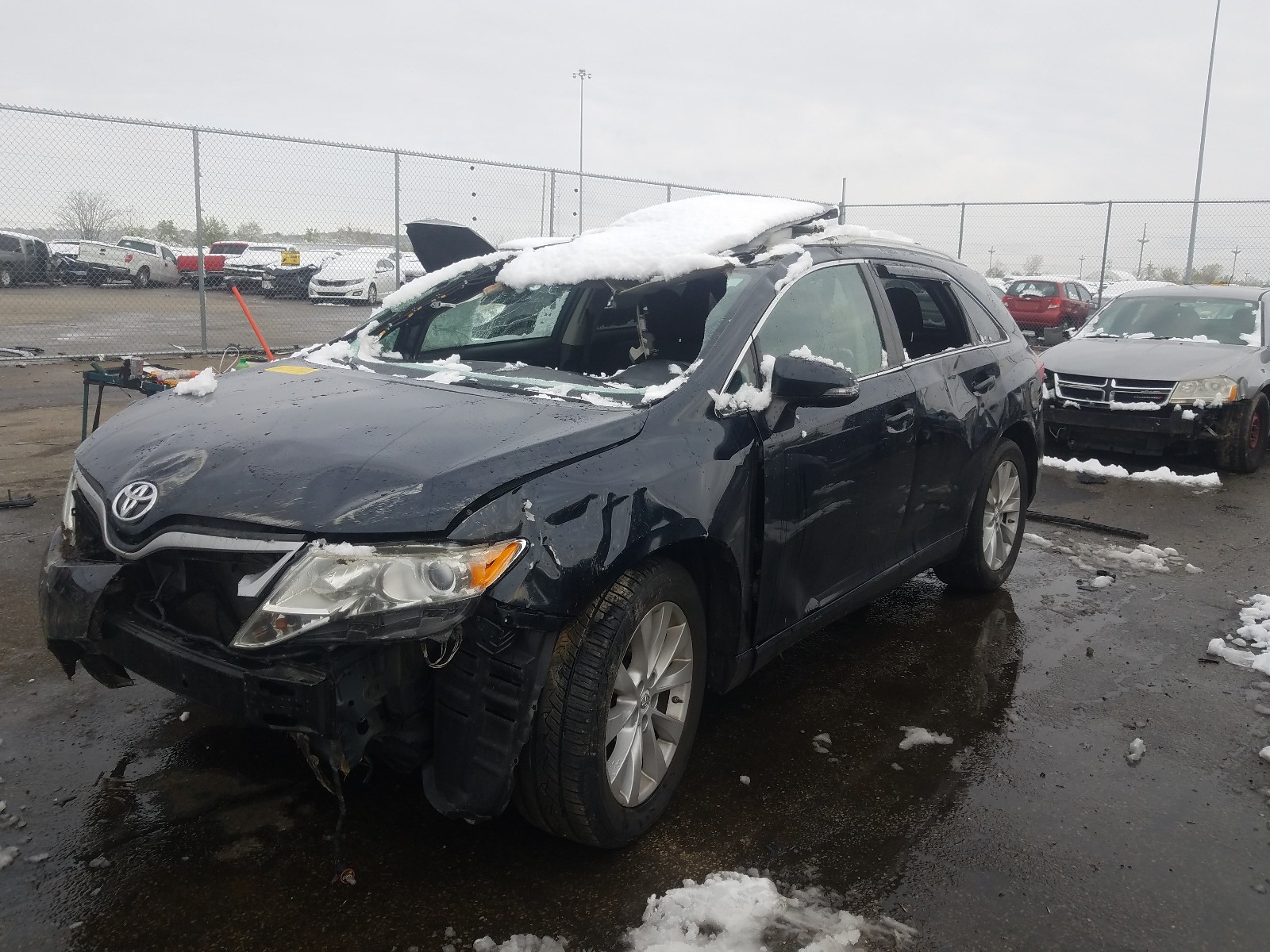 2013 Toyota Venza - Image 2