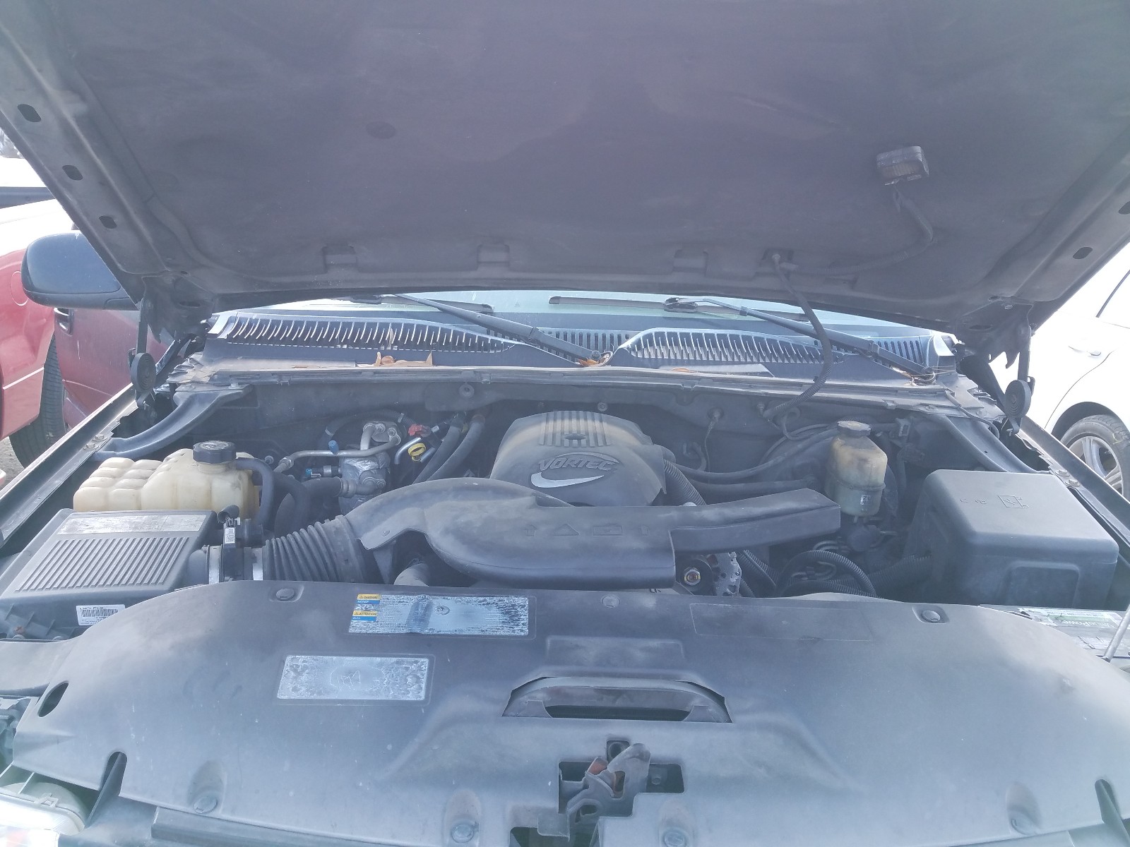 2002 Chevrolet Tahoe K1500 VIN: 1GNEK13ZX2R308010 Lot: 82129834