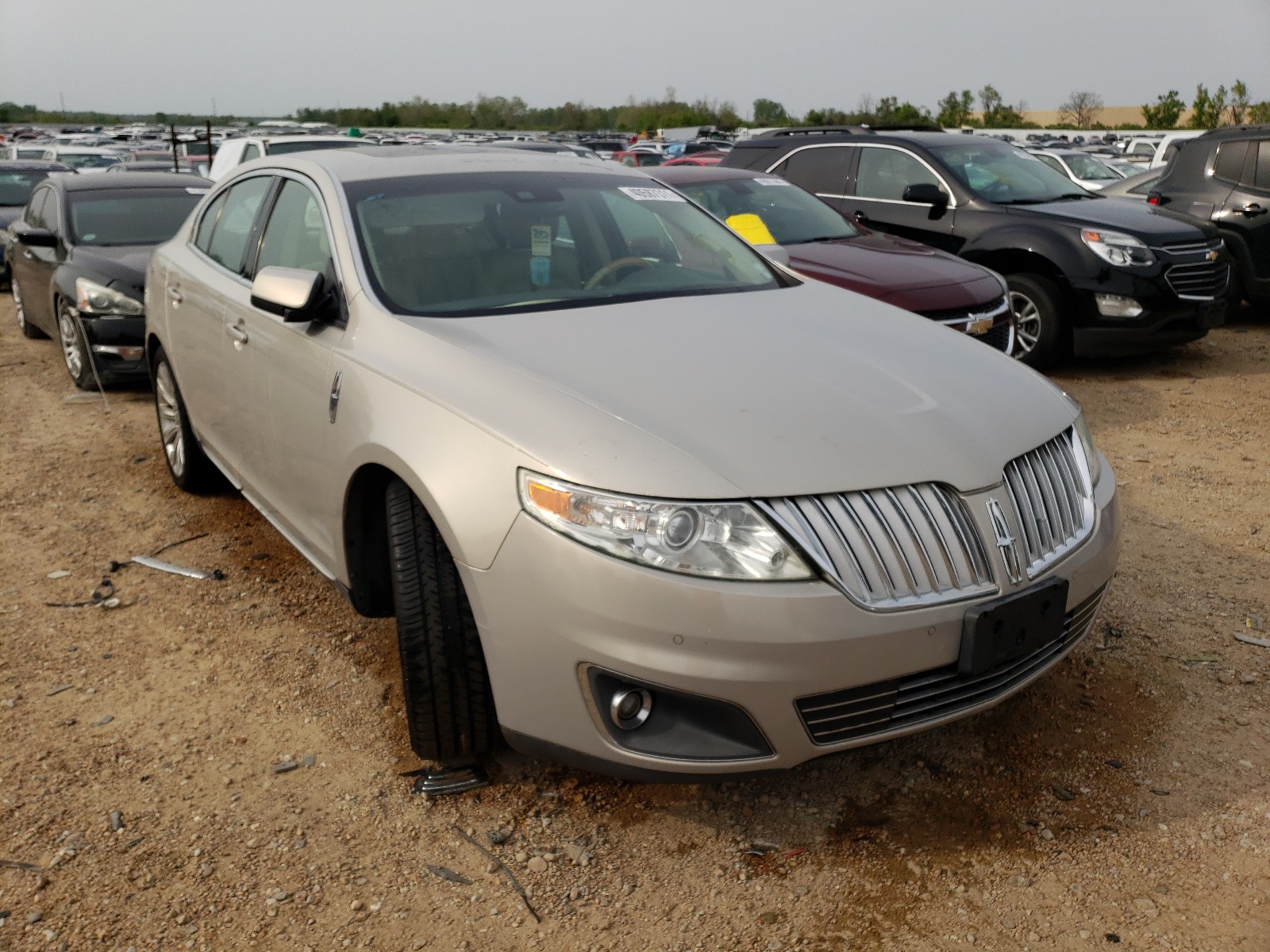 Lincoln MKS I Рестайлинг