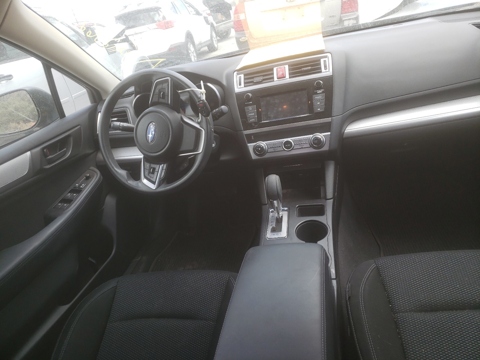Subaru Outback 2. 2018