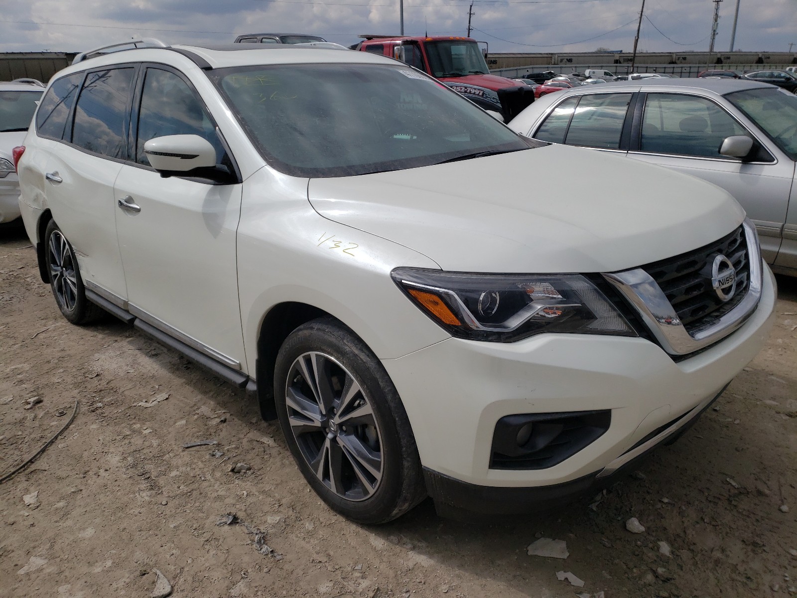 Nissan Pathfinder 2017