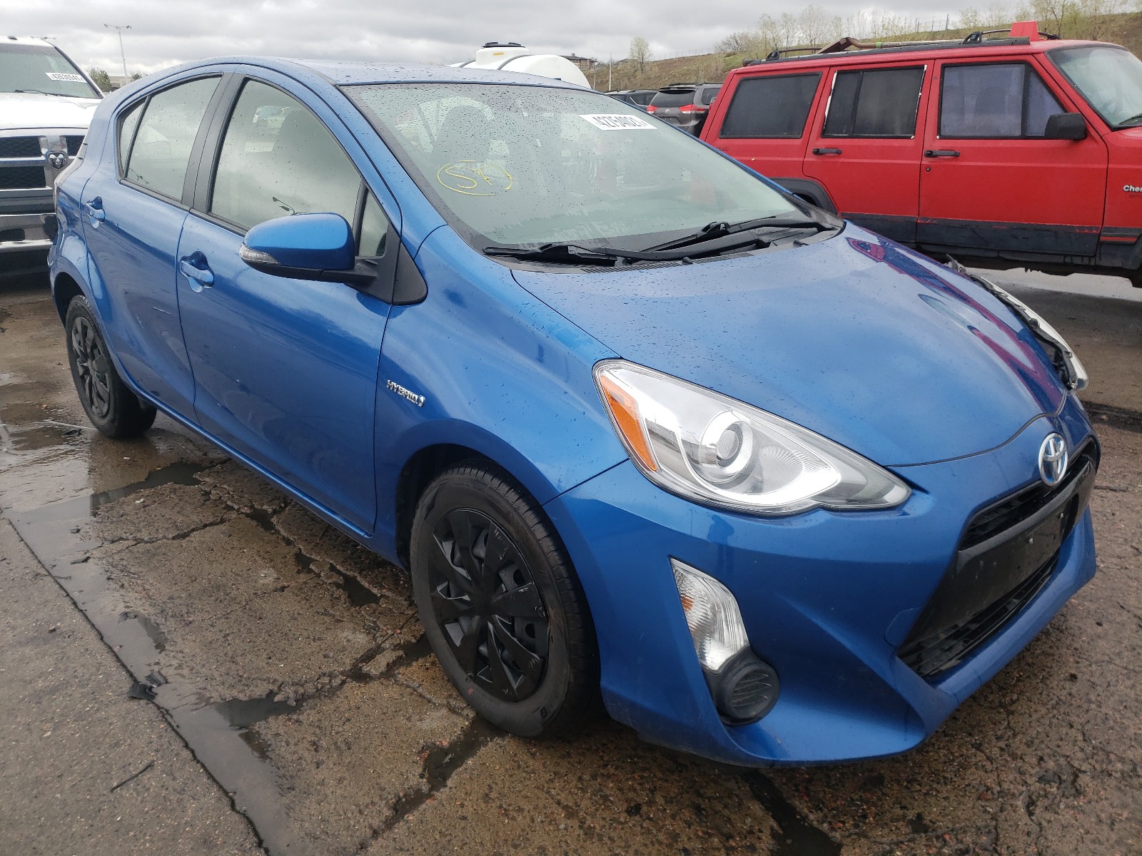 Toyota Prius c 2015