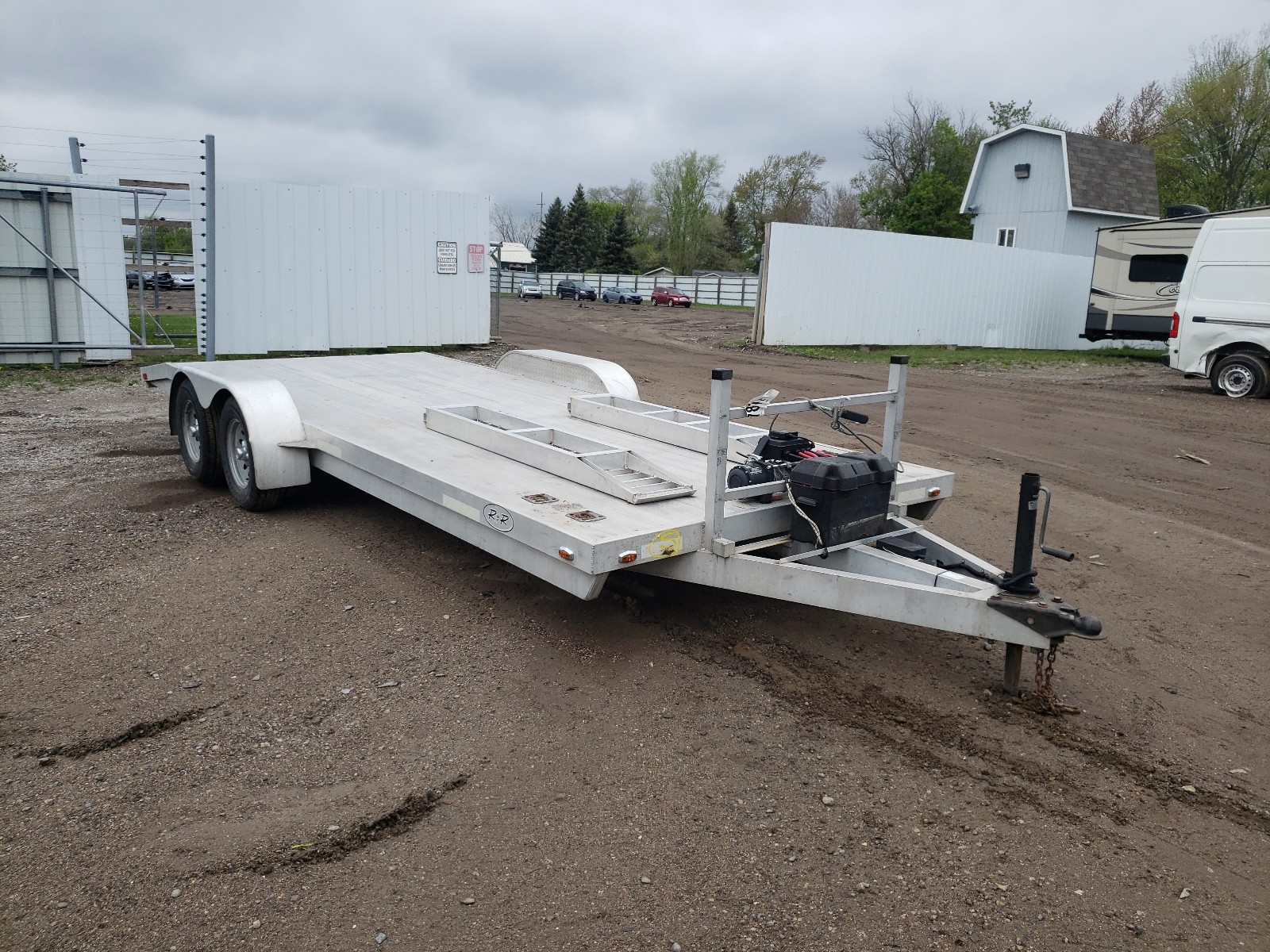 2004 R&R TRAILER for Sale MI FLINT Wed. Aug 04, 2021 Used