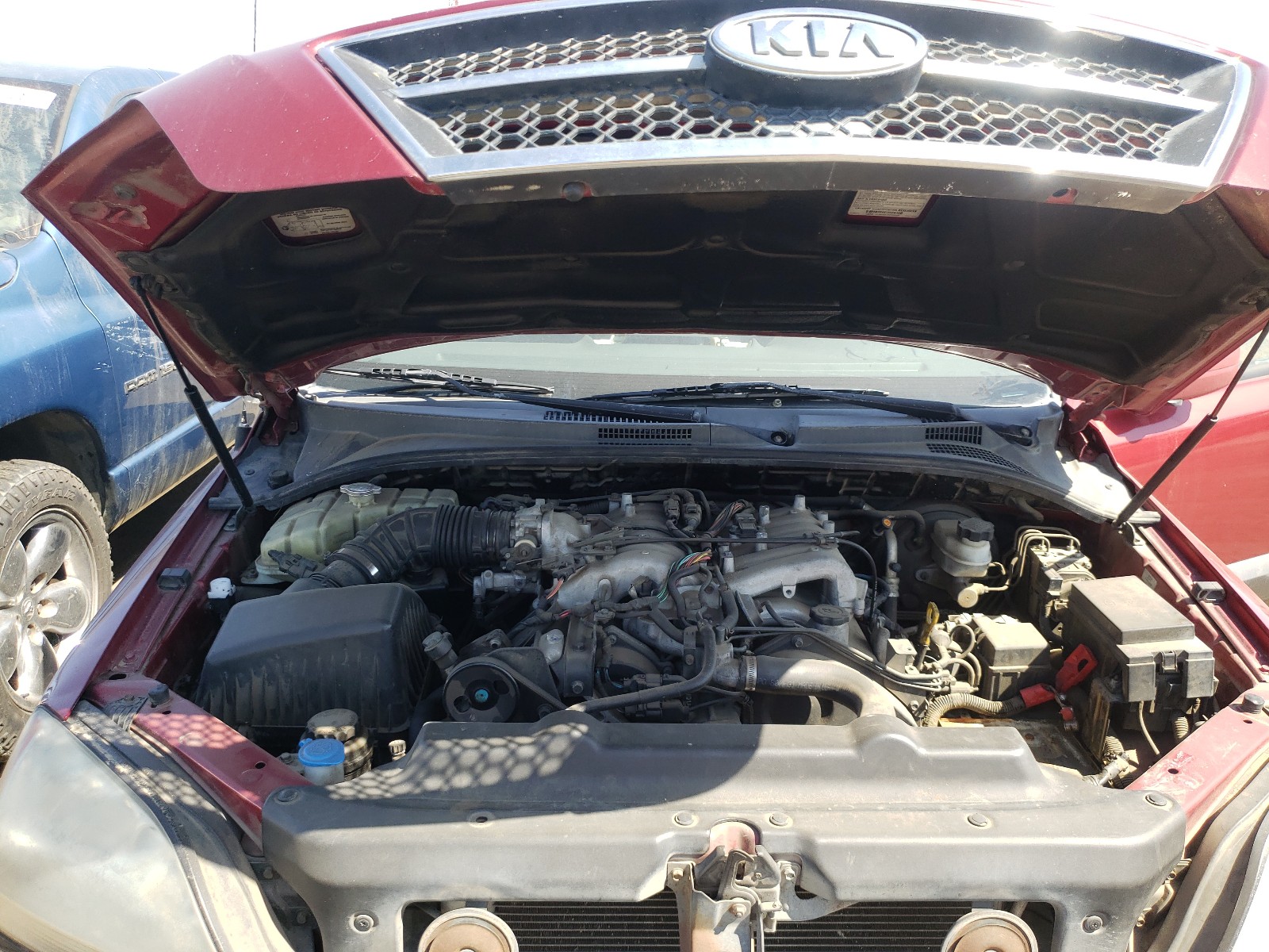 2003 Kia Sorento Ex VIN: KNDJD733035068328 Lot: 82045323