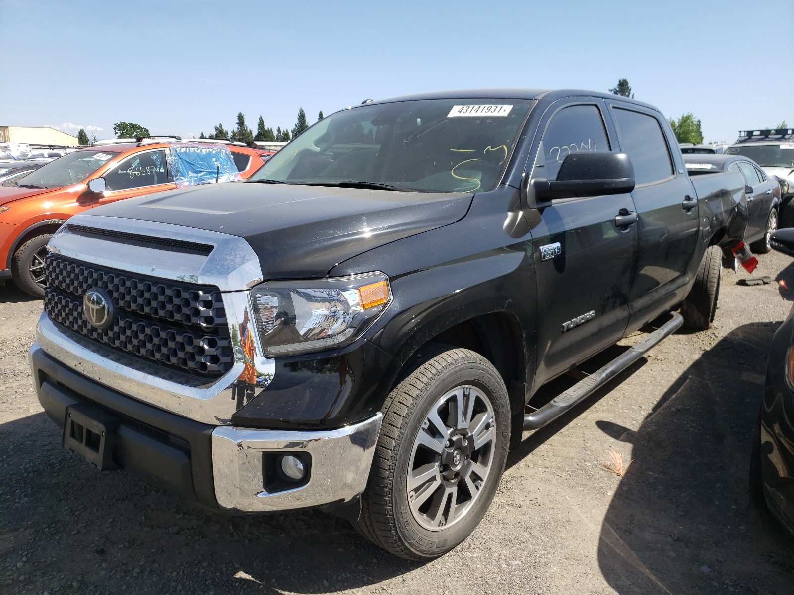 Toyota Tundra CREWMAX