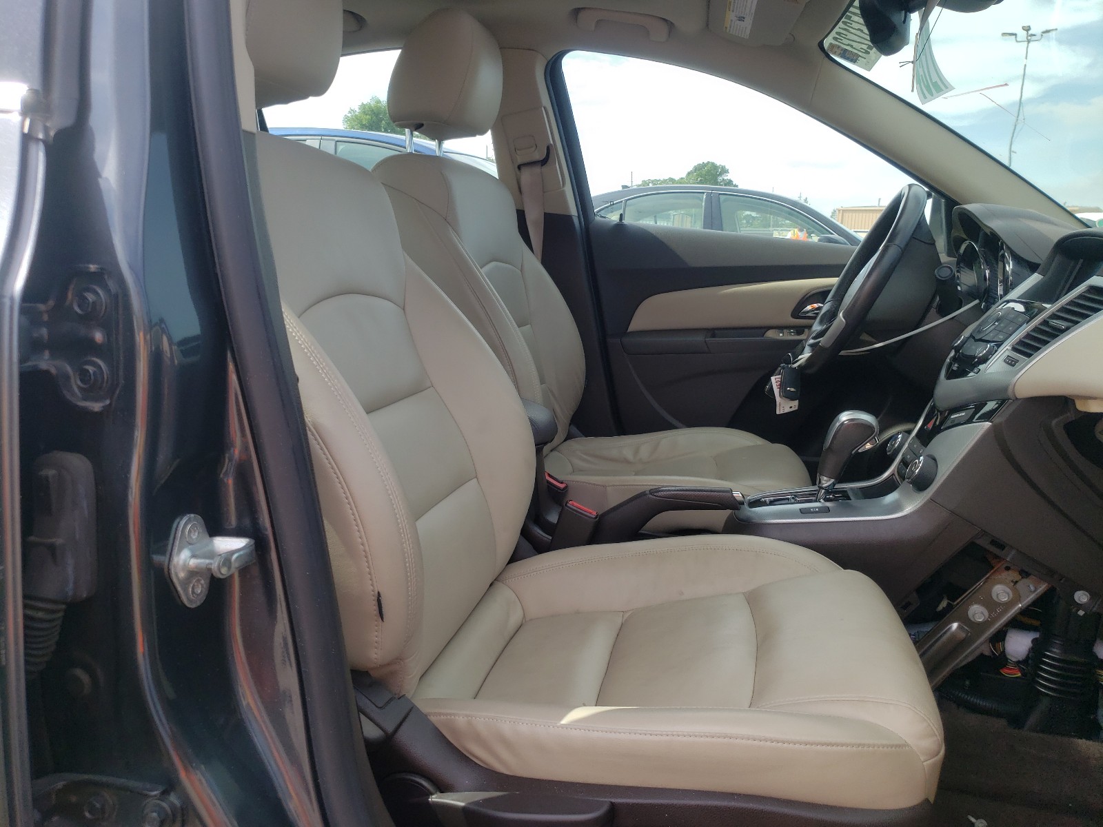 2013 Chevrolet Cruze - Image 5