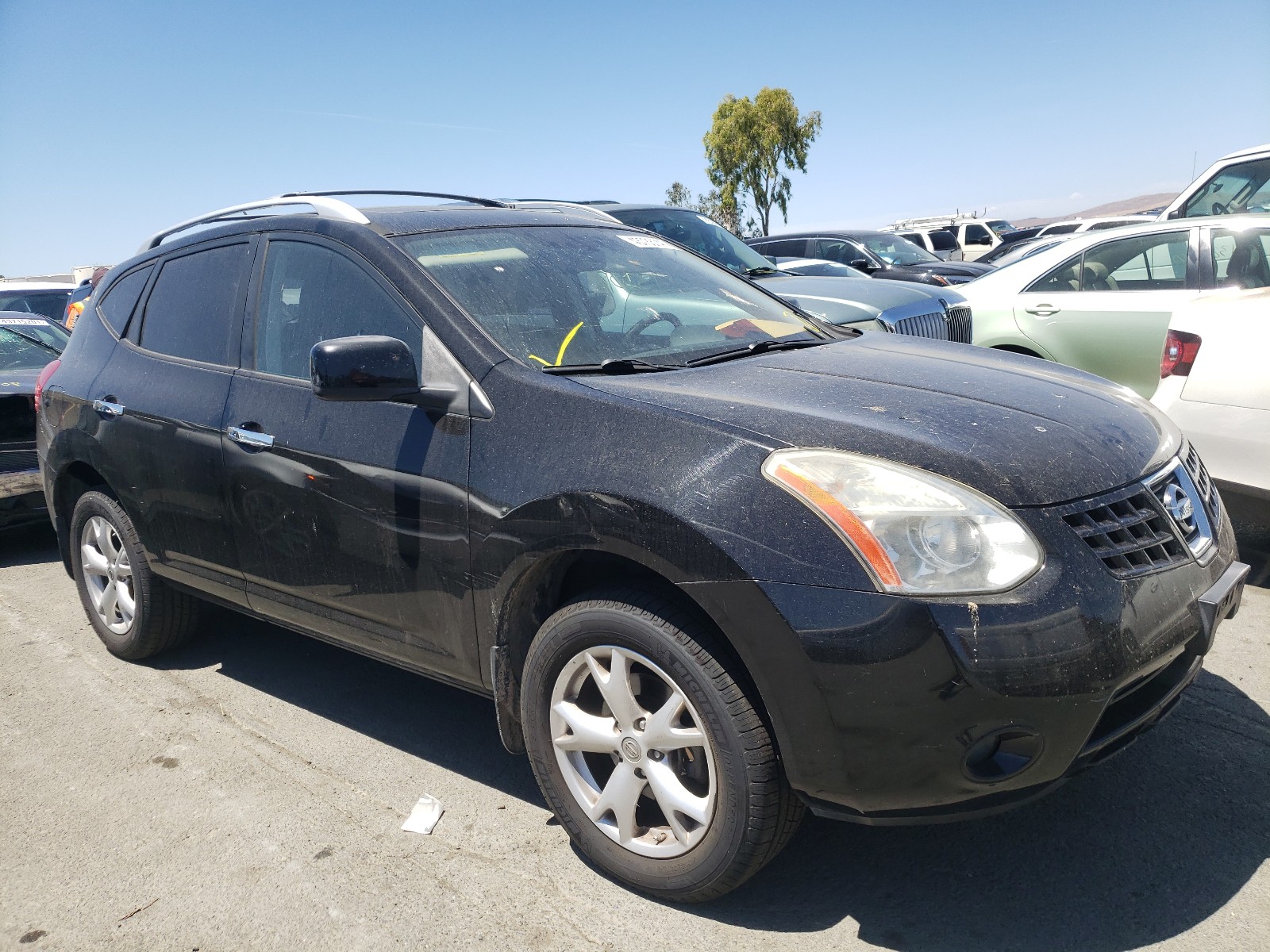 Nissan Rogue 2010