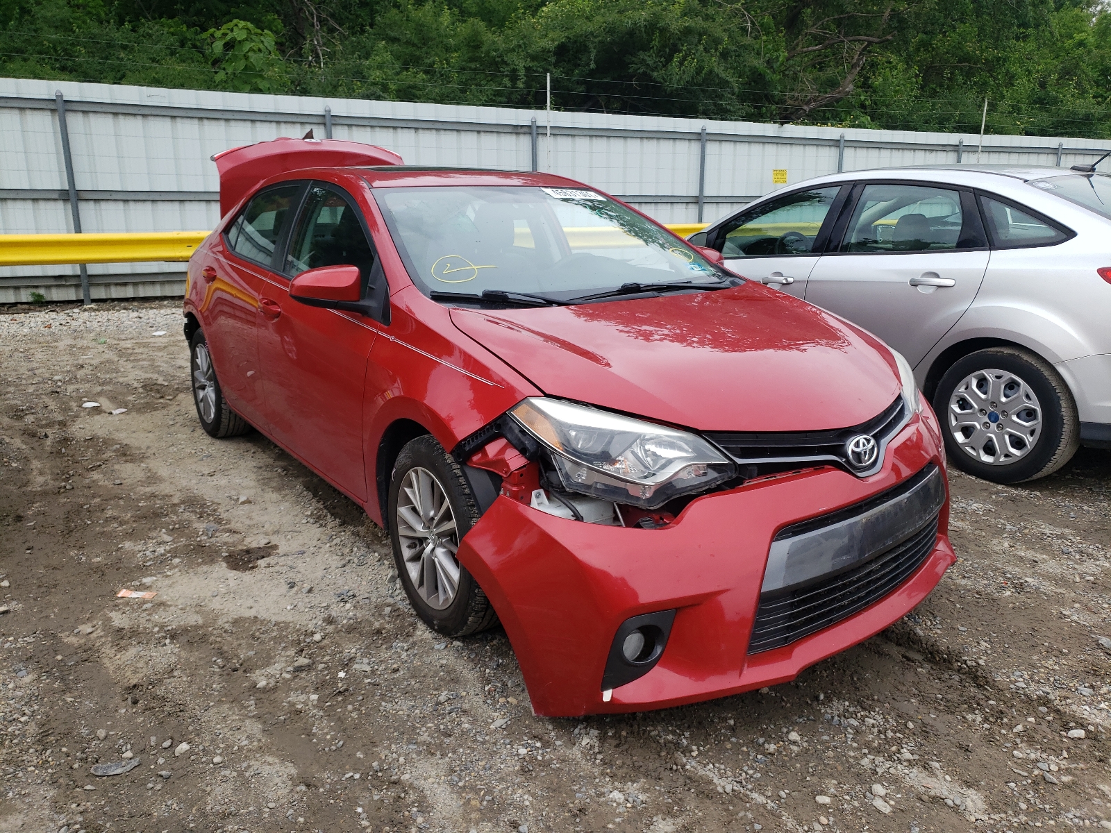 Toyota Corolla 2015 Red