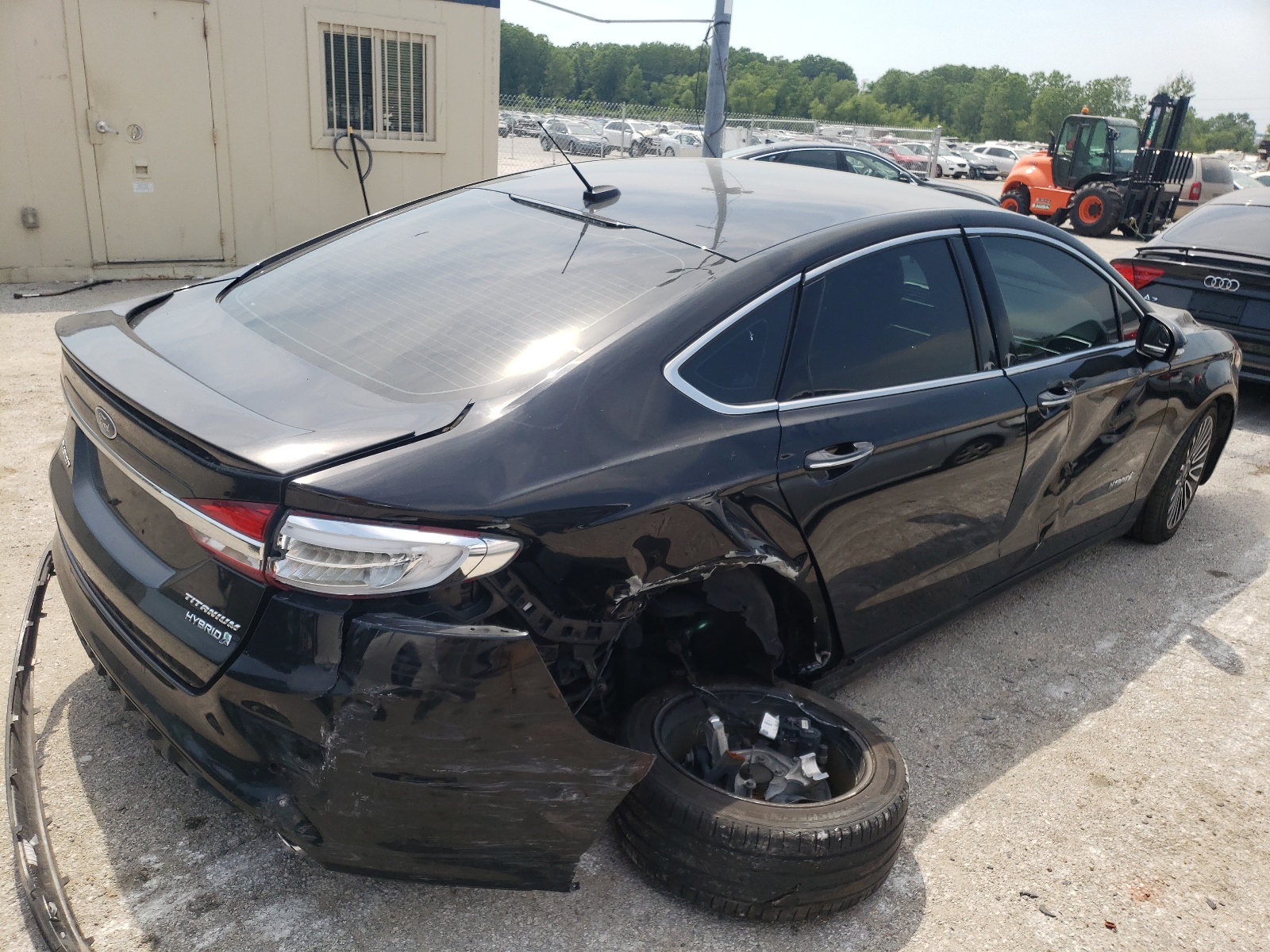 3FA6P0RU2JR205743 FORD FUSION 2018