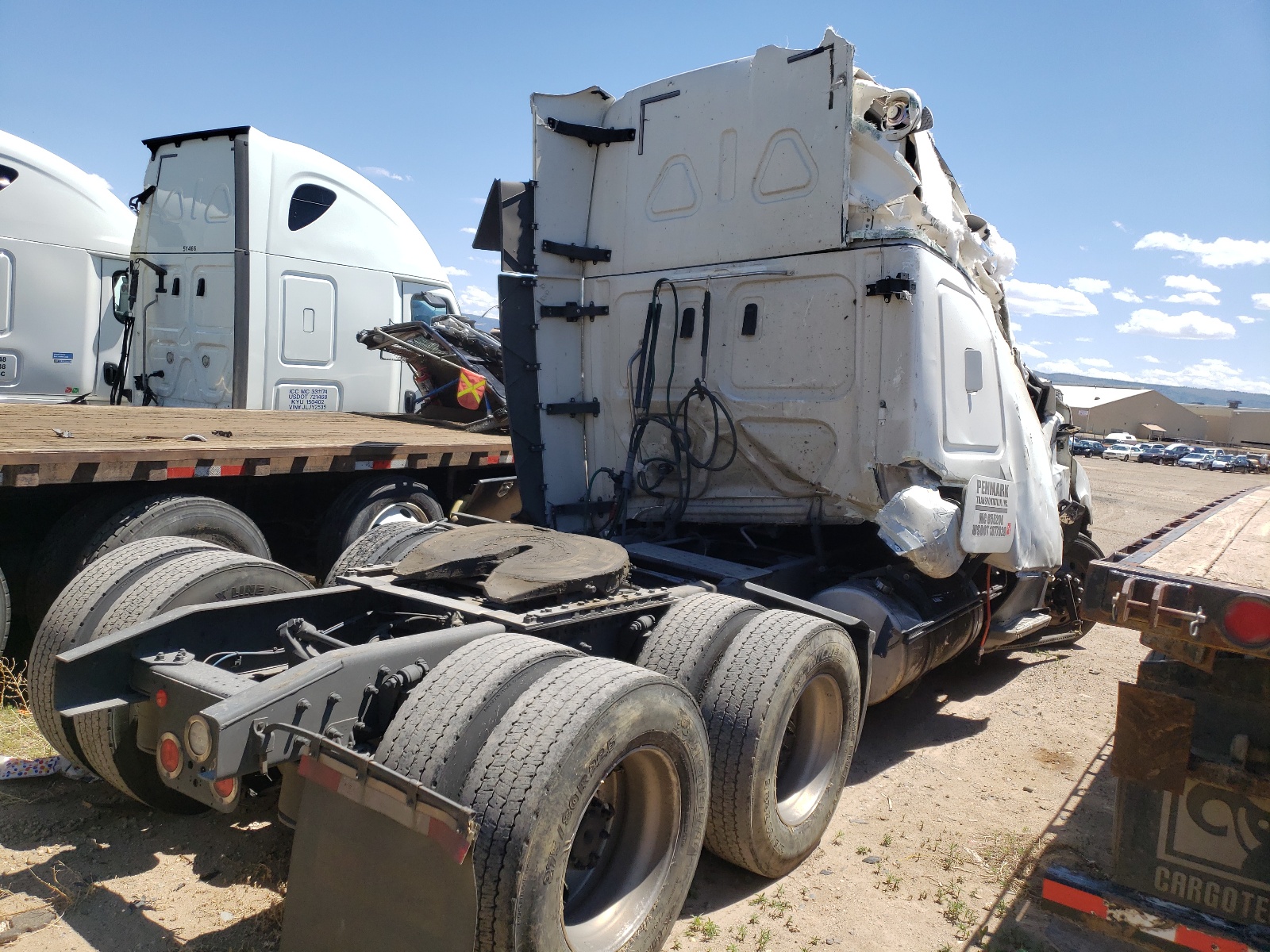 Lot #2794756698 2020 FREIGHTLINER CASCADIA 1