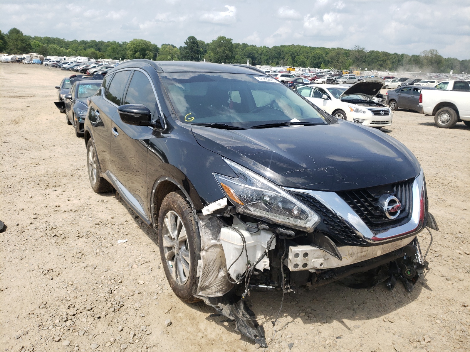 2018 Nissan Murano S vin: 5N1AZ2MG8JN140617