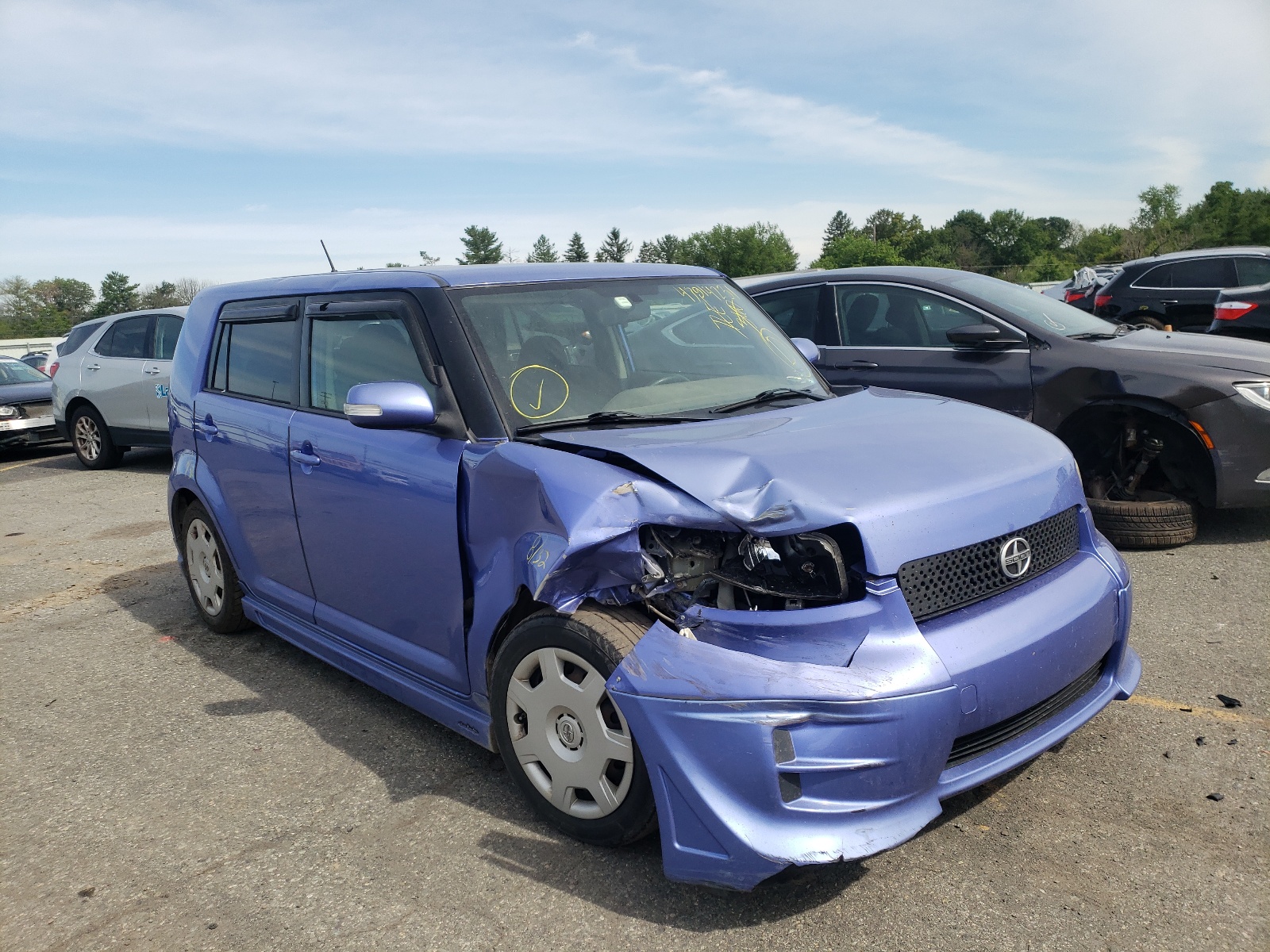 Scion XB 2