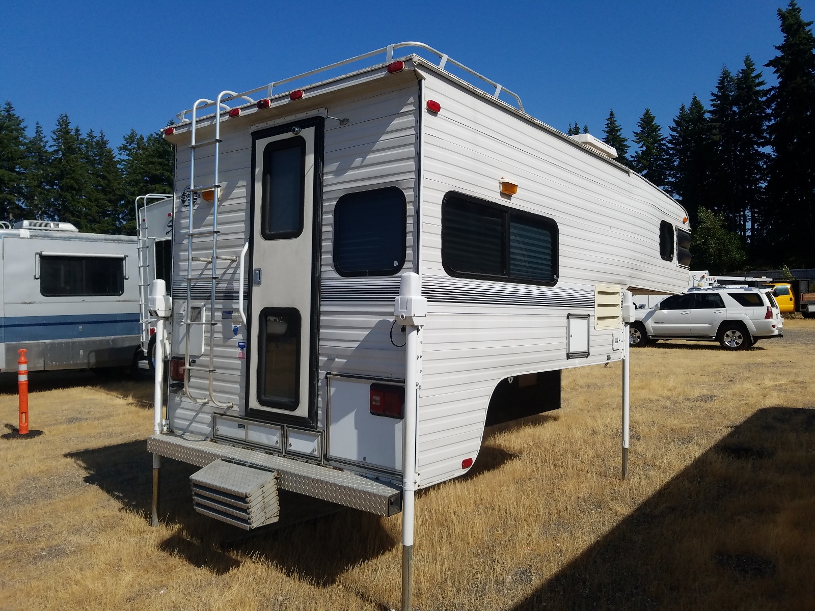 1999 S&S CAMPER for Sale WA NORTH SEATTLE Mon. Sep 13, 2021
