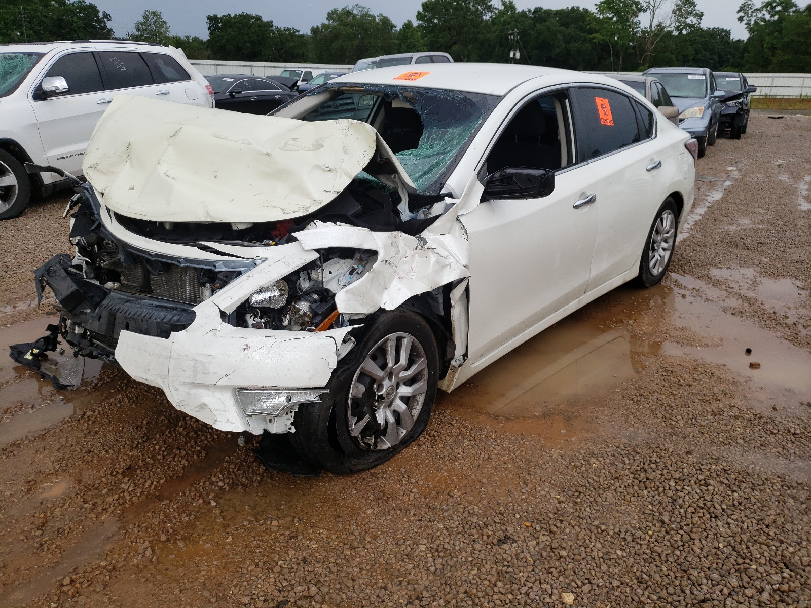 2015 Nissan Altima - Image 2