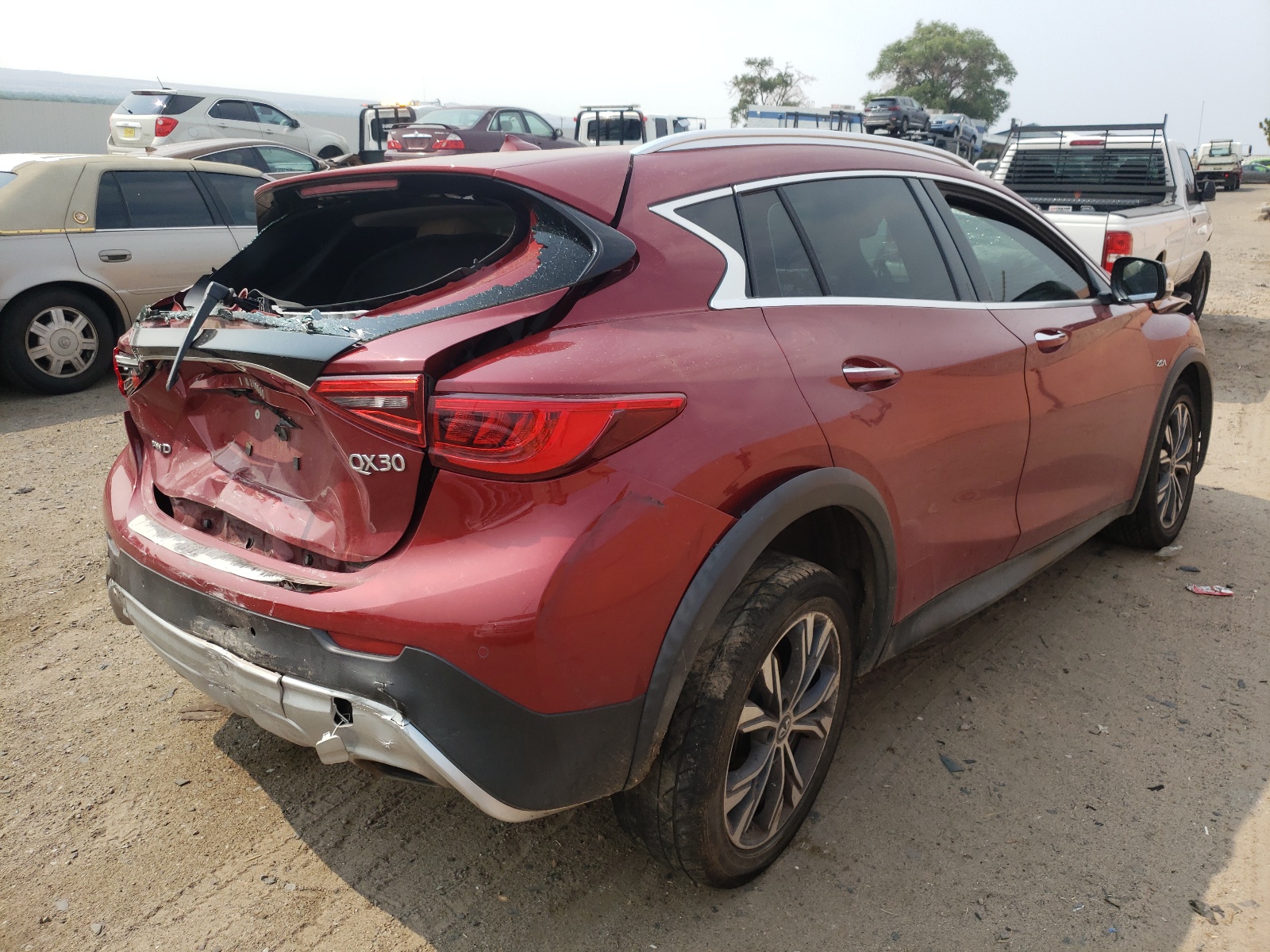 2017 Infiniti QX30 - Image 4