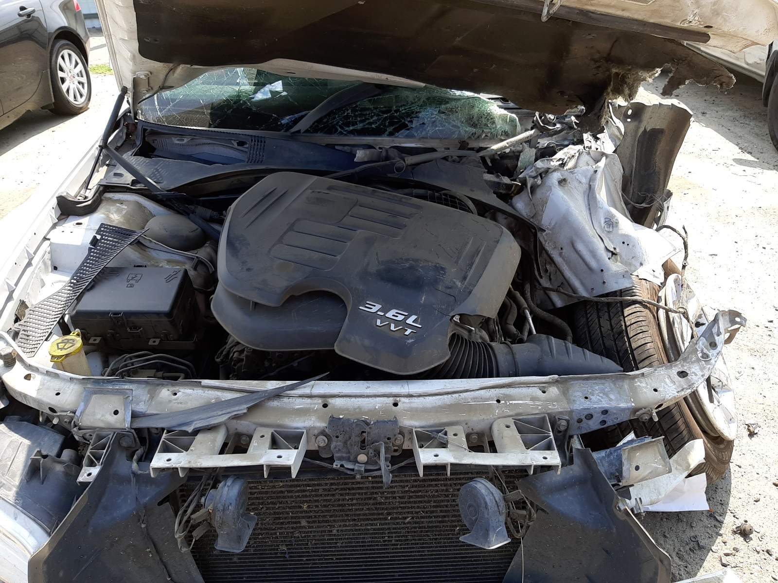 2015 Chrysler 300 - Image 7
