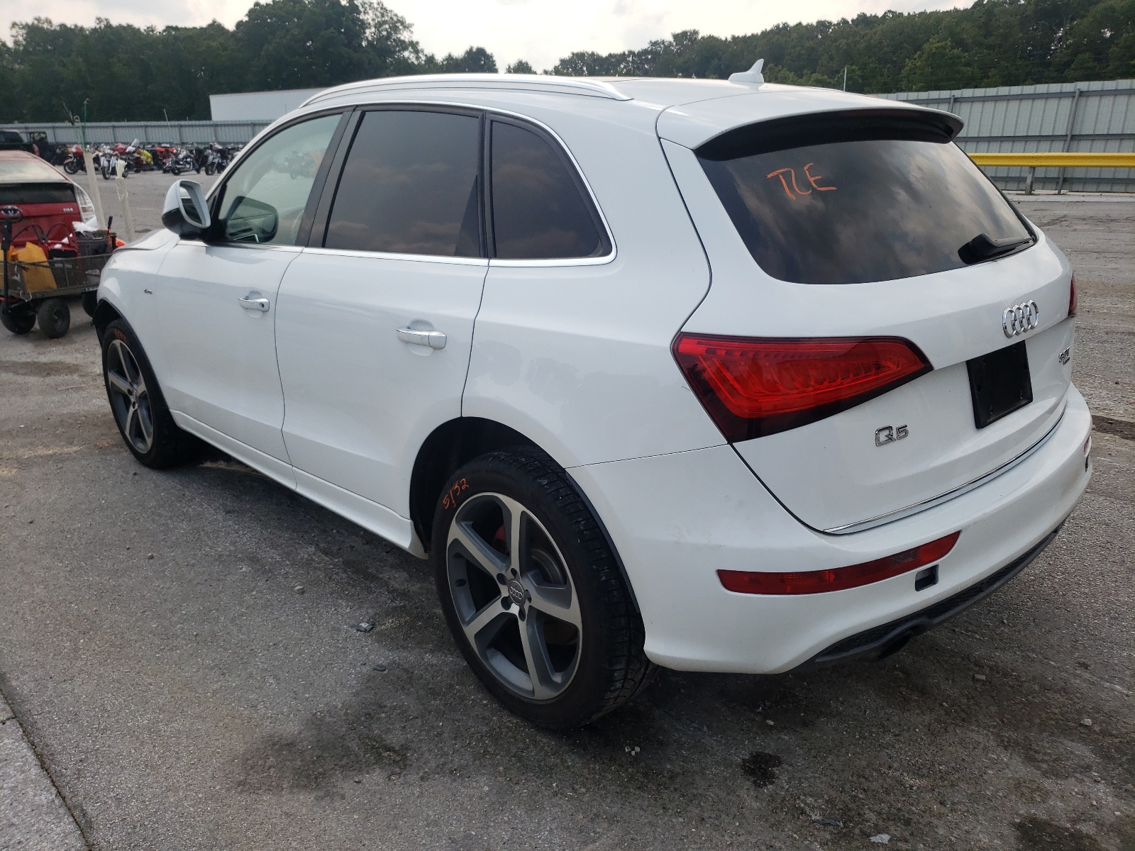 2015 Audi Q5 Premium Plus vin: WA1DGAFP3FA016746