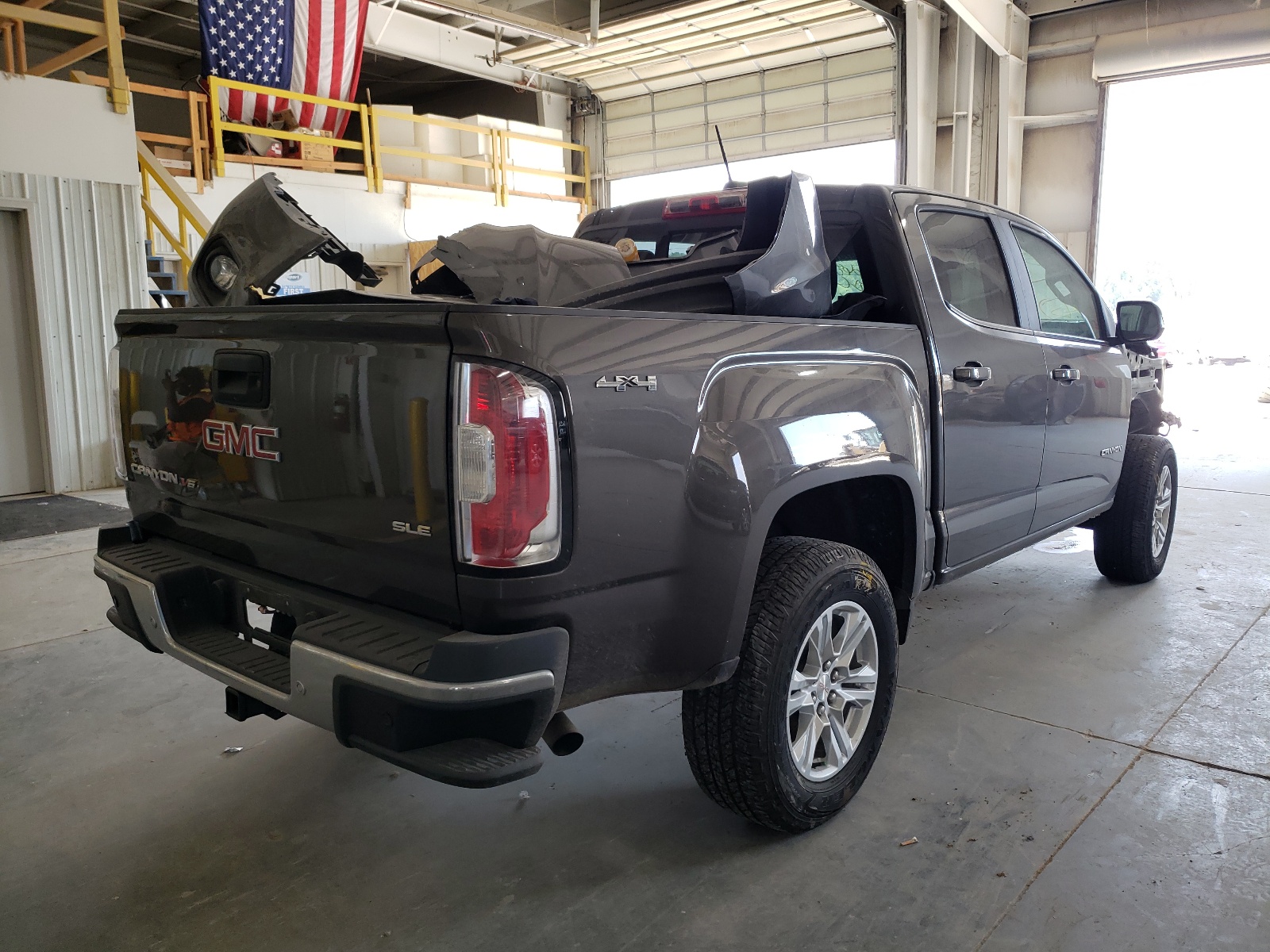 1GTG6CEN2K1216688 2019 GMC Canyon Sle