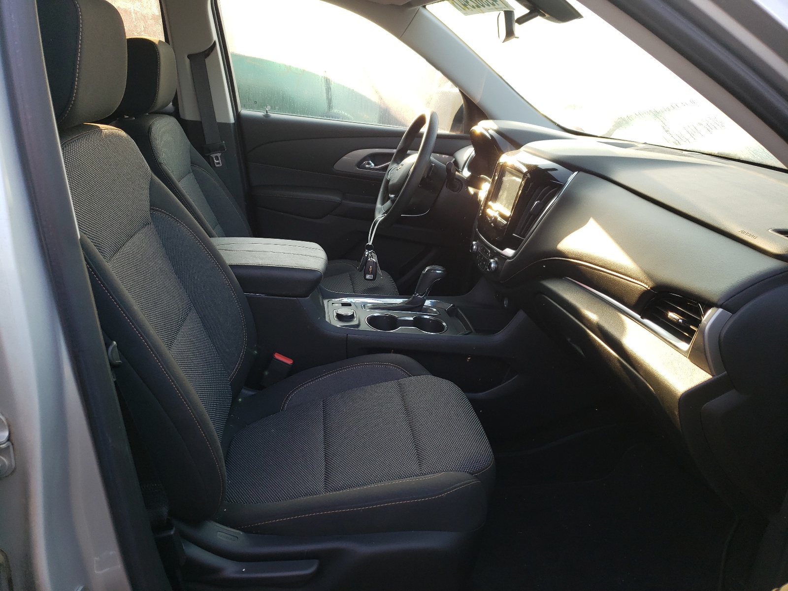 1GNEVFKW0JJ254483 CHEVROLET TRAVERSE 2018