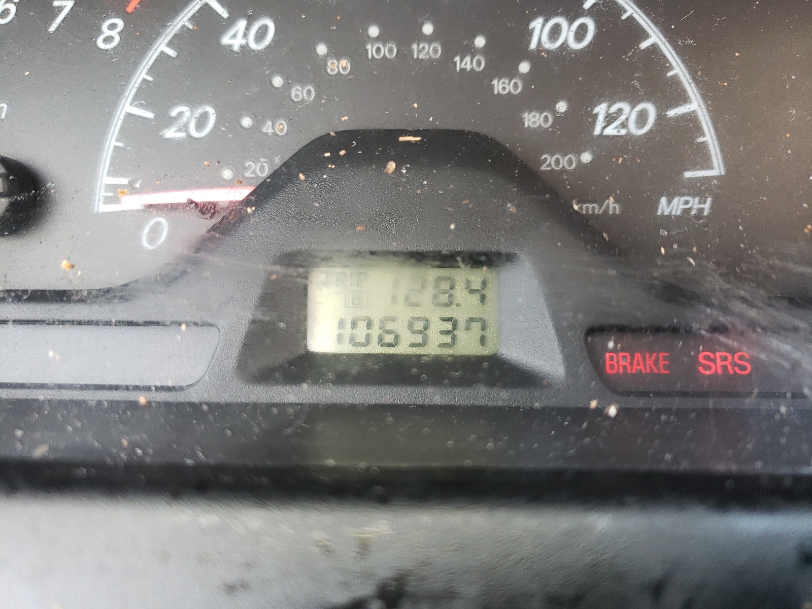 2002 Mitsubishi Lancer - Image 8