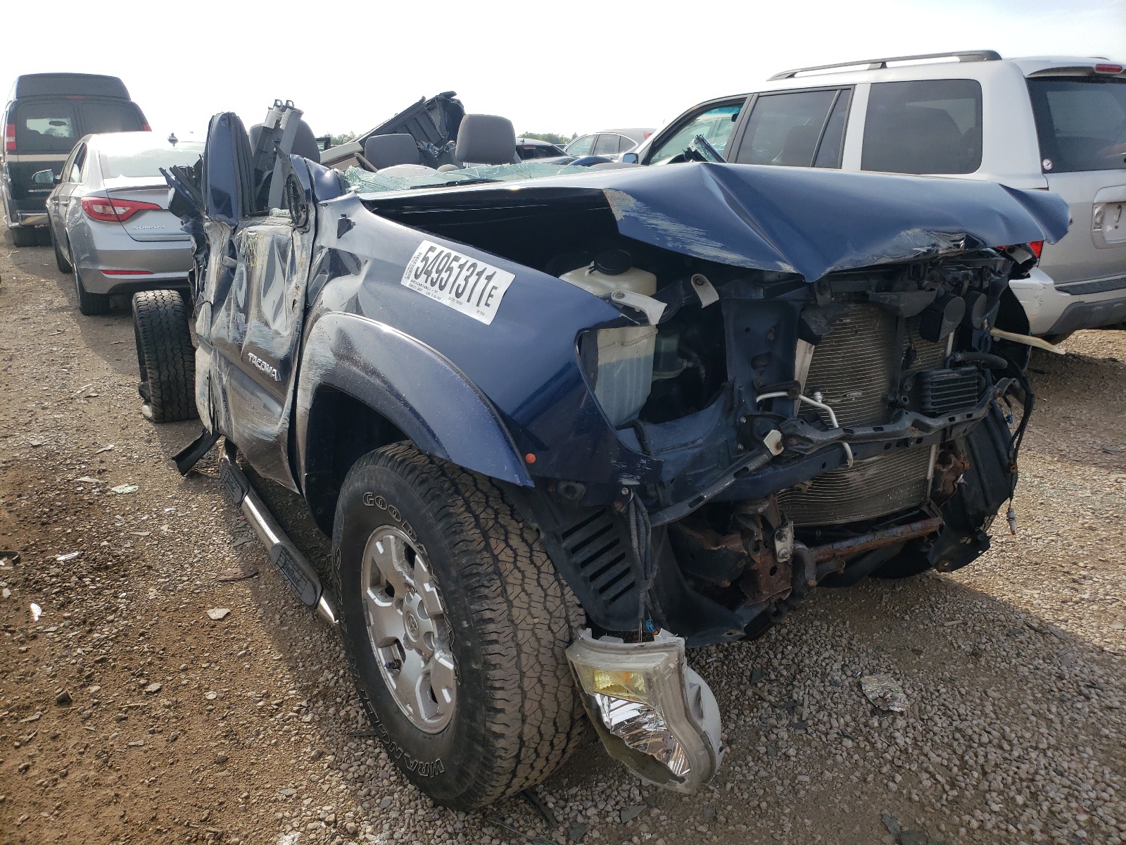  Salvage Toyota Tacoma