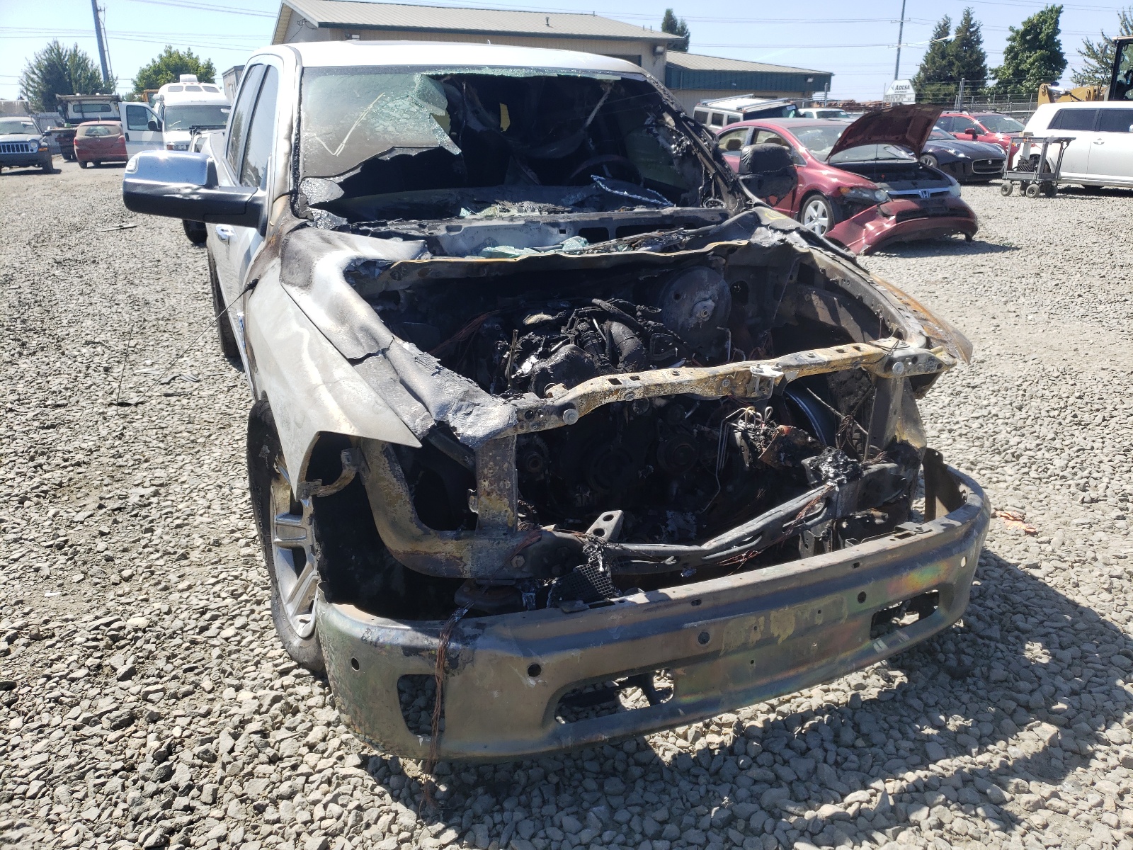 2014 RAM 1500 - Image 9