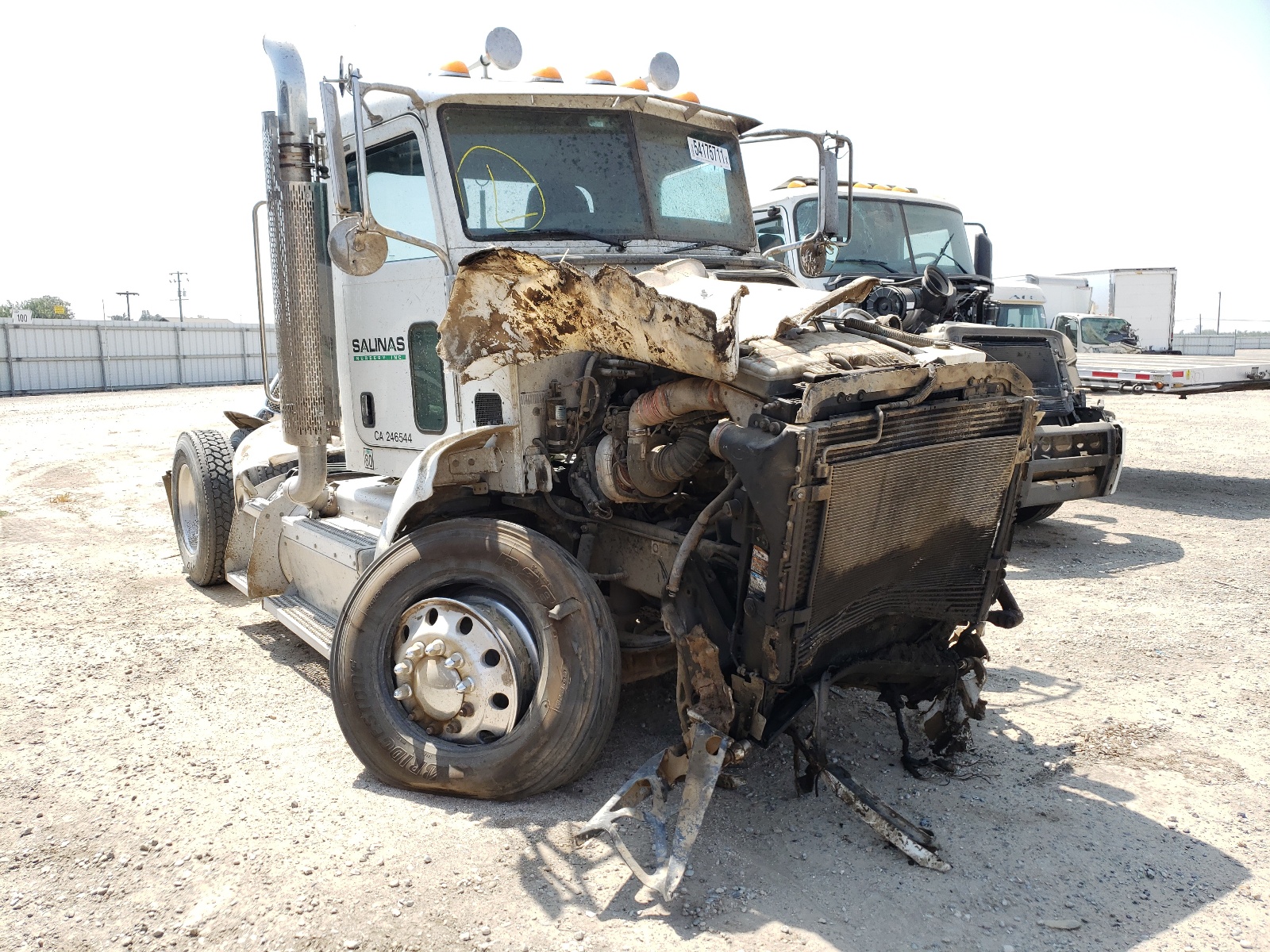 Lot #2887917107 2013 PETERBILT 384