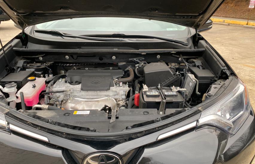 2018 TOYOTA RAV4 ADVEN 2T3WFREV4JW497391