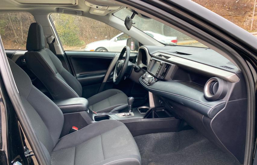 2018 TOYOTA RAV4 ADVEN 2T3WFREV4JW497391