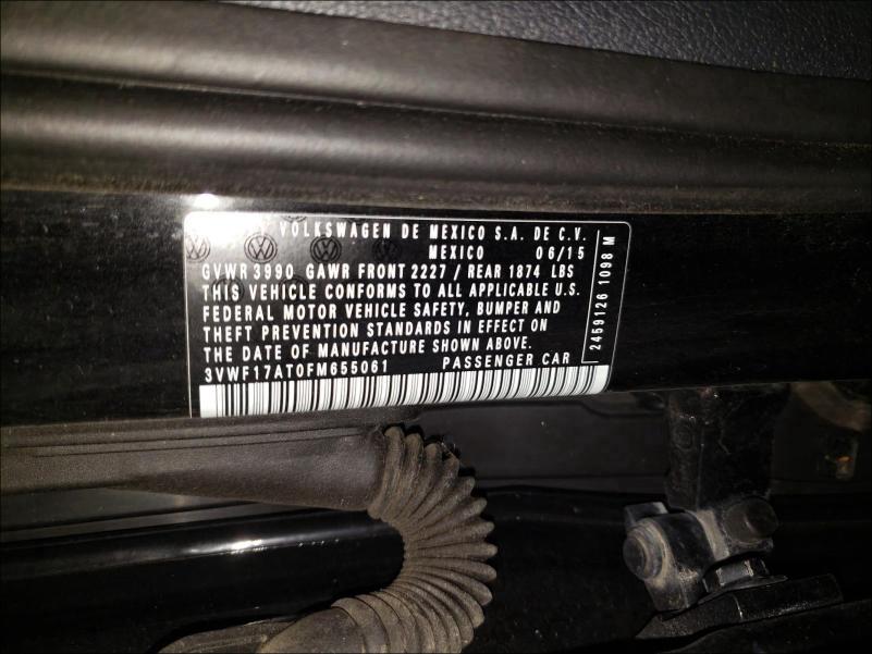 2015 VOLKSWAGEN BEETLE 1.8 3VWF17AT0FM655061