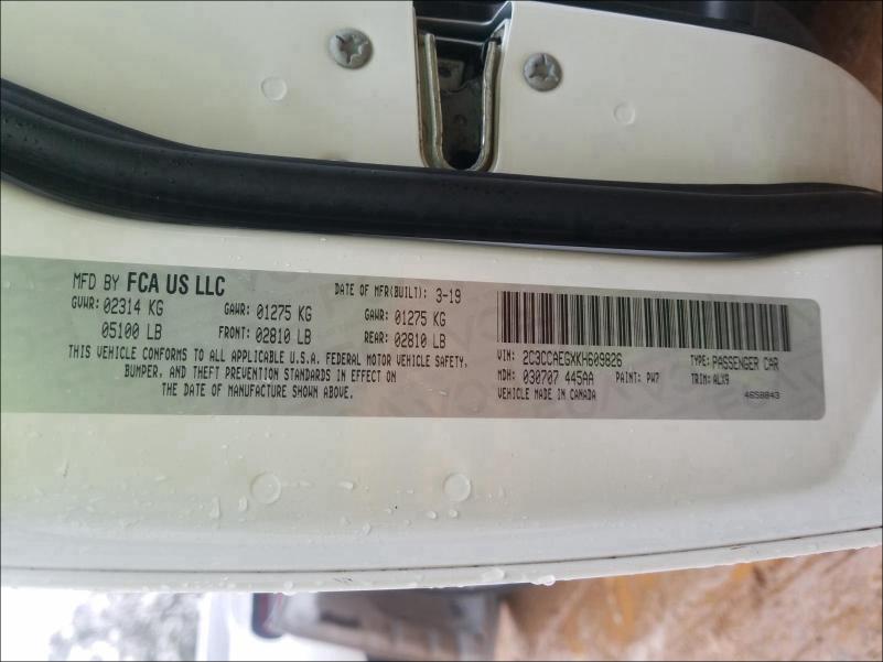 2019 CHRYSLER 300 LIMITE 2C3CCAEGXKH609826